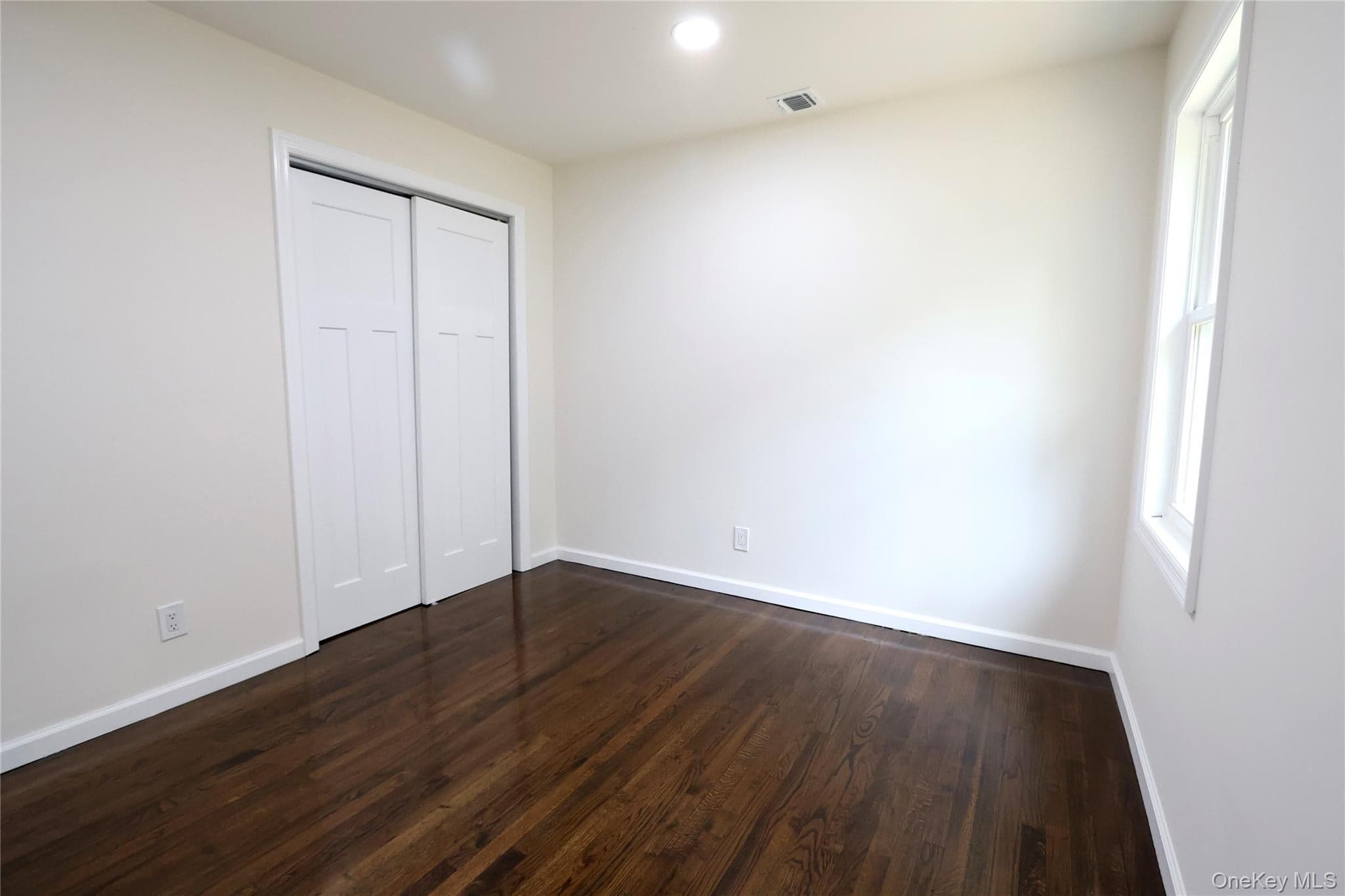 472 Nichols Road thumbnail 8