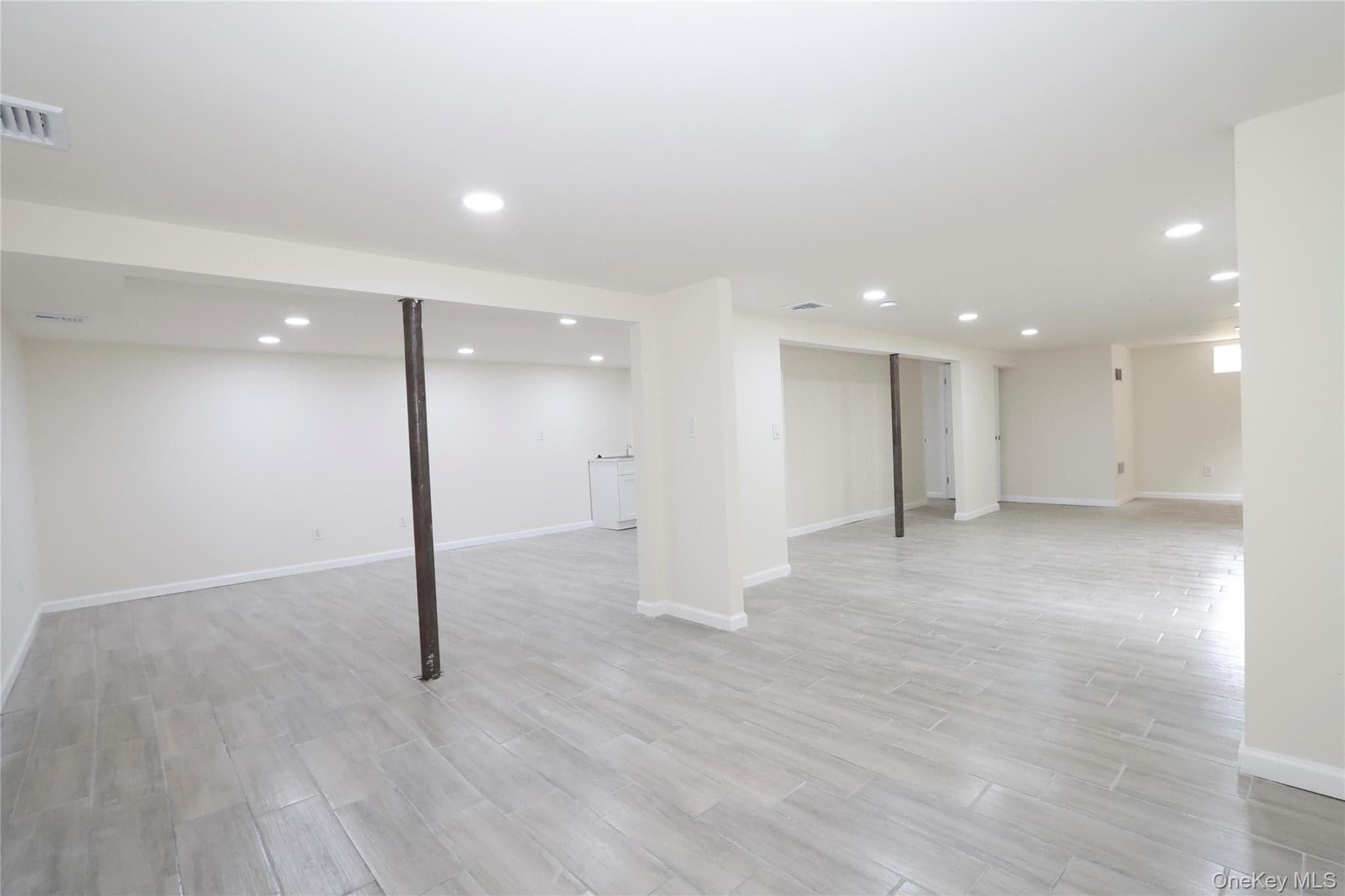 472 Nichols Road thumbnail 15