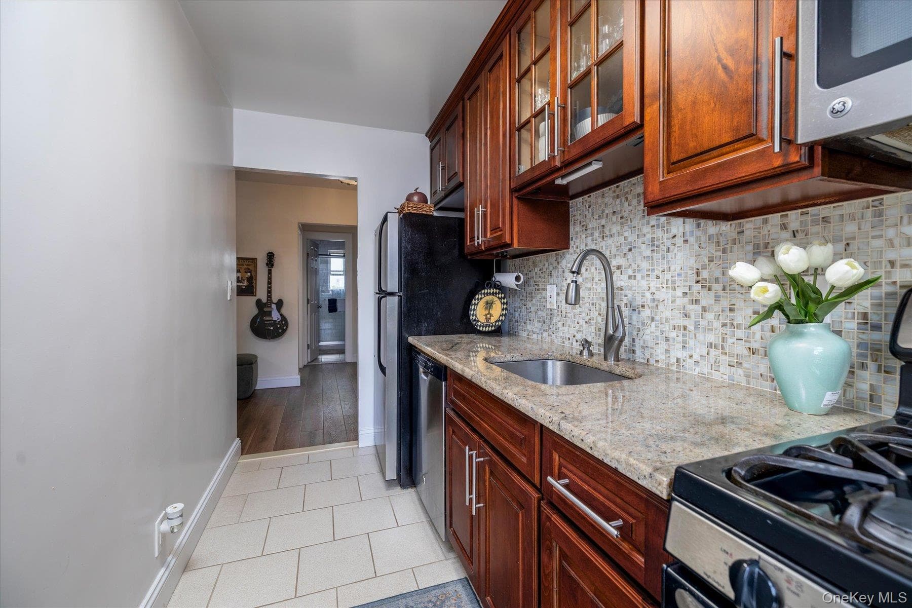411 Merrick Road Unit: A thumbnail 10