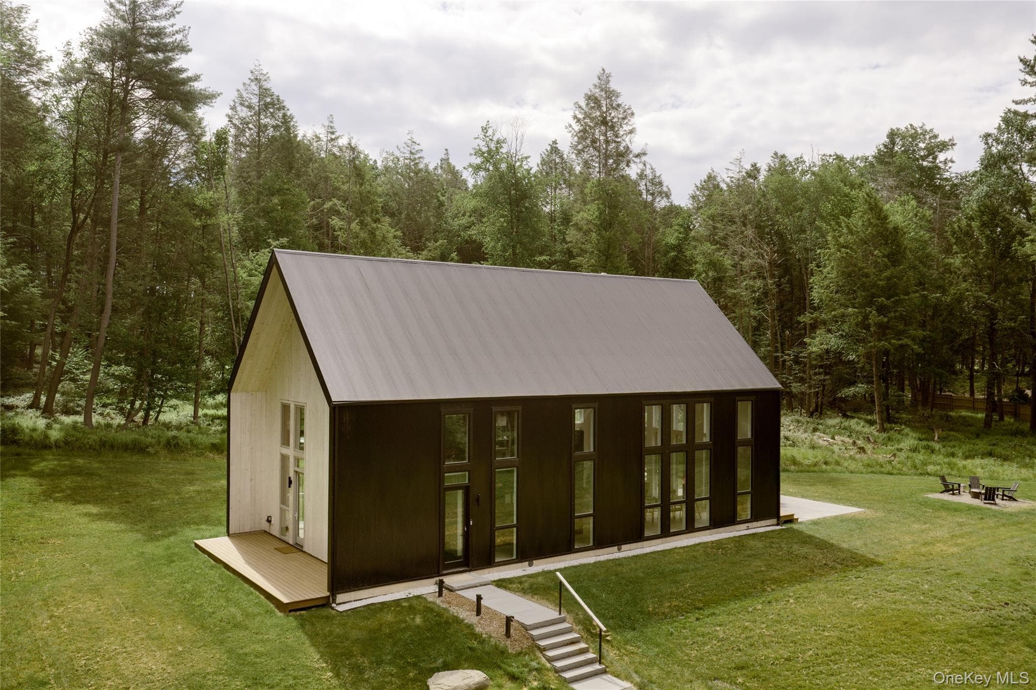 596 Perry Road thumbnail 10