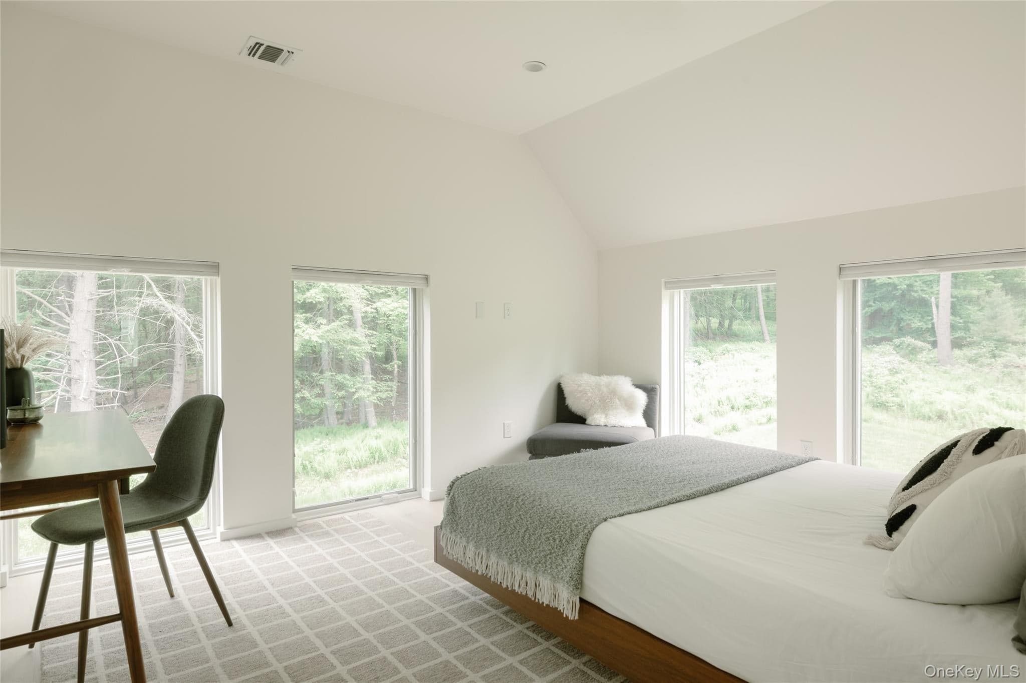 596 Perry Road thumbnail 27