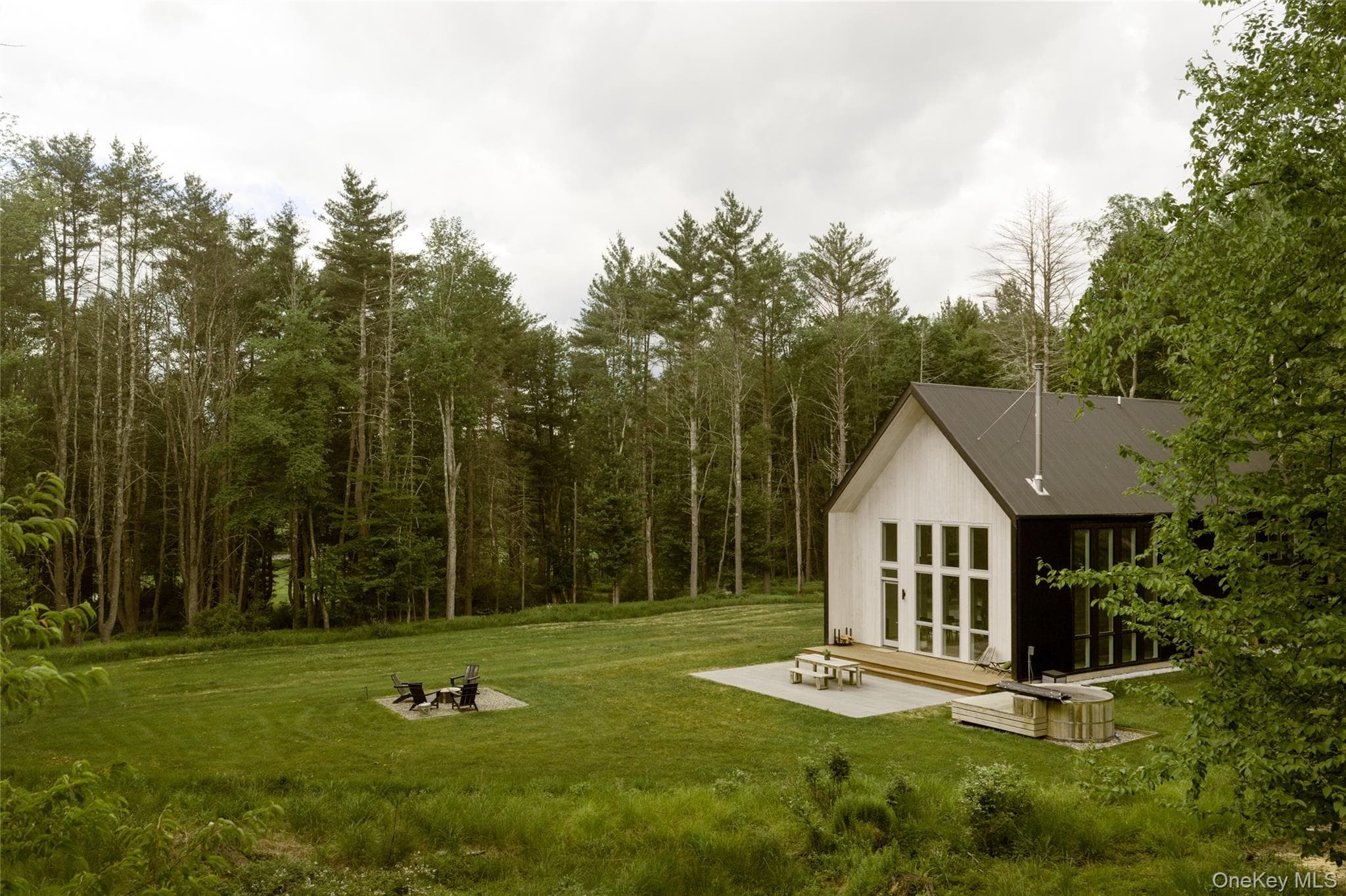 596 Perry Road thumbnail 33