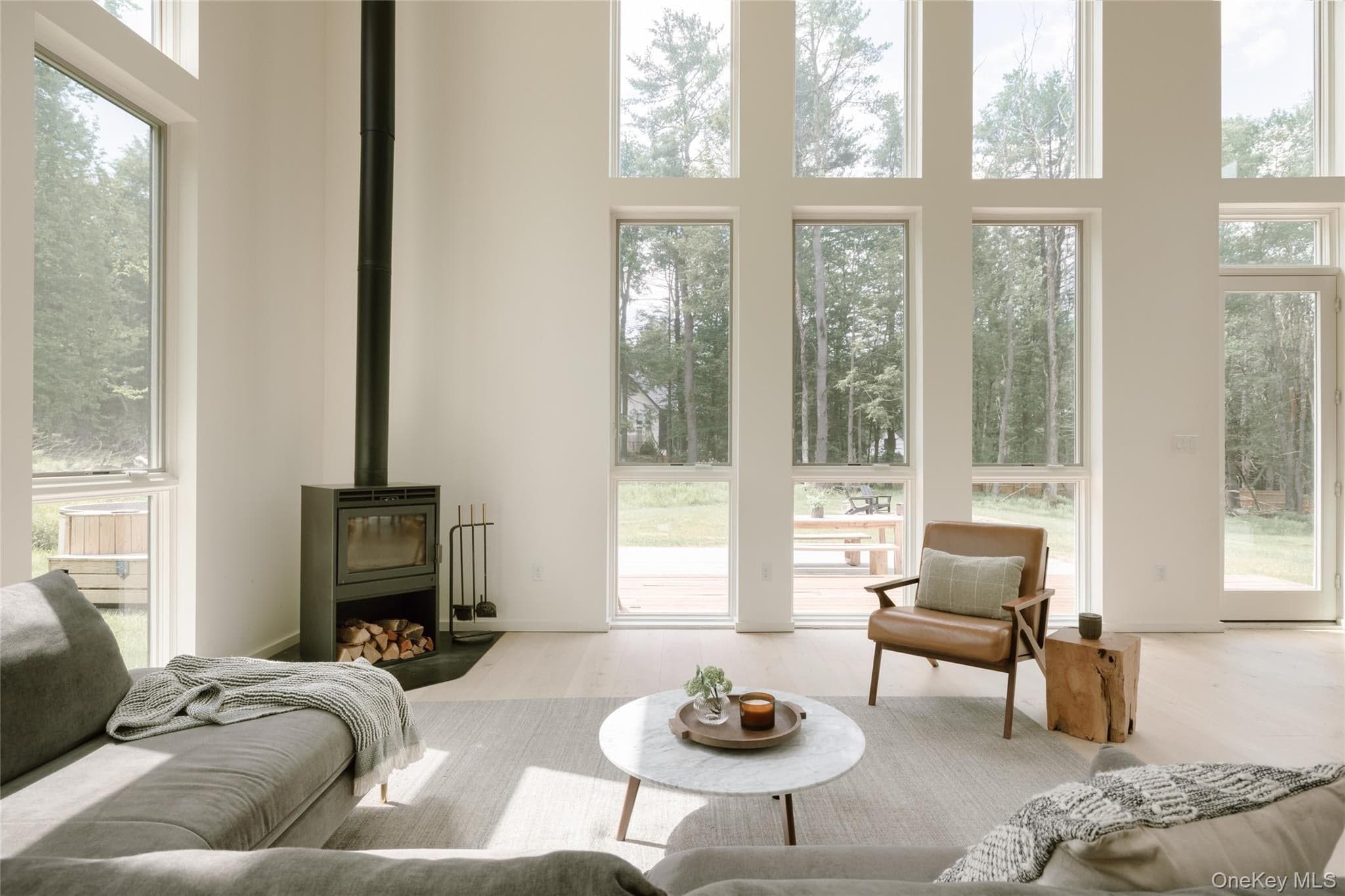 596 Perry Road thumbnail 14