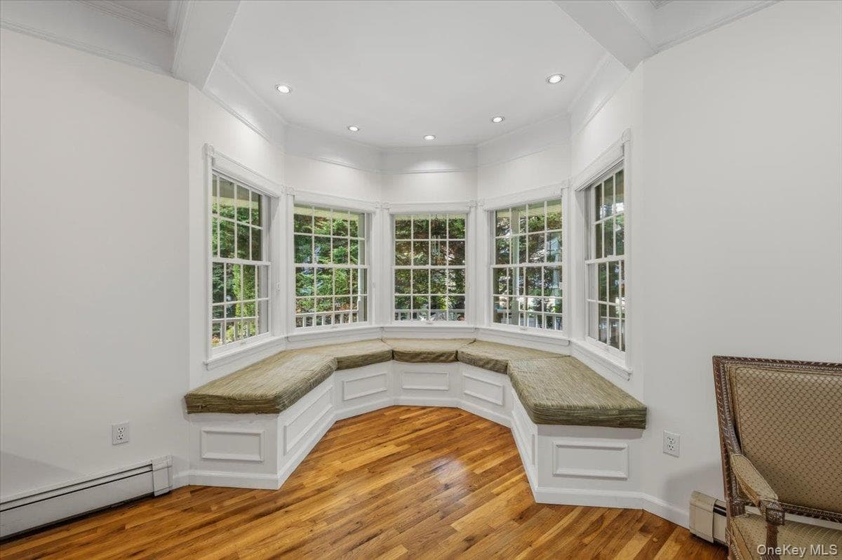 1040 Washington Avenue thumbnail 10