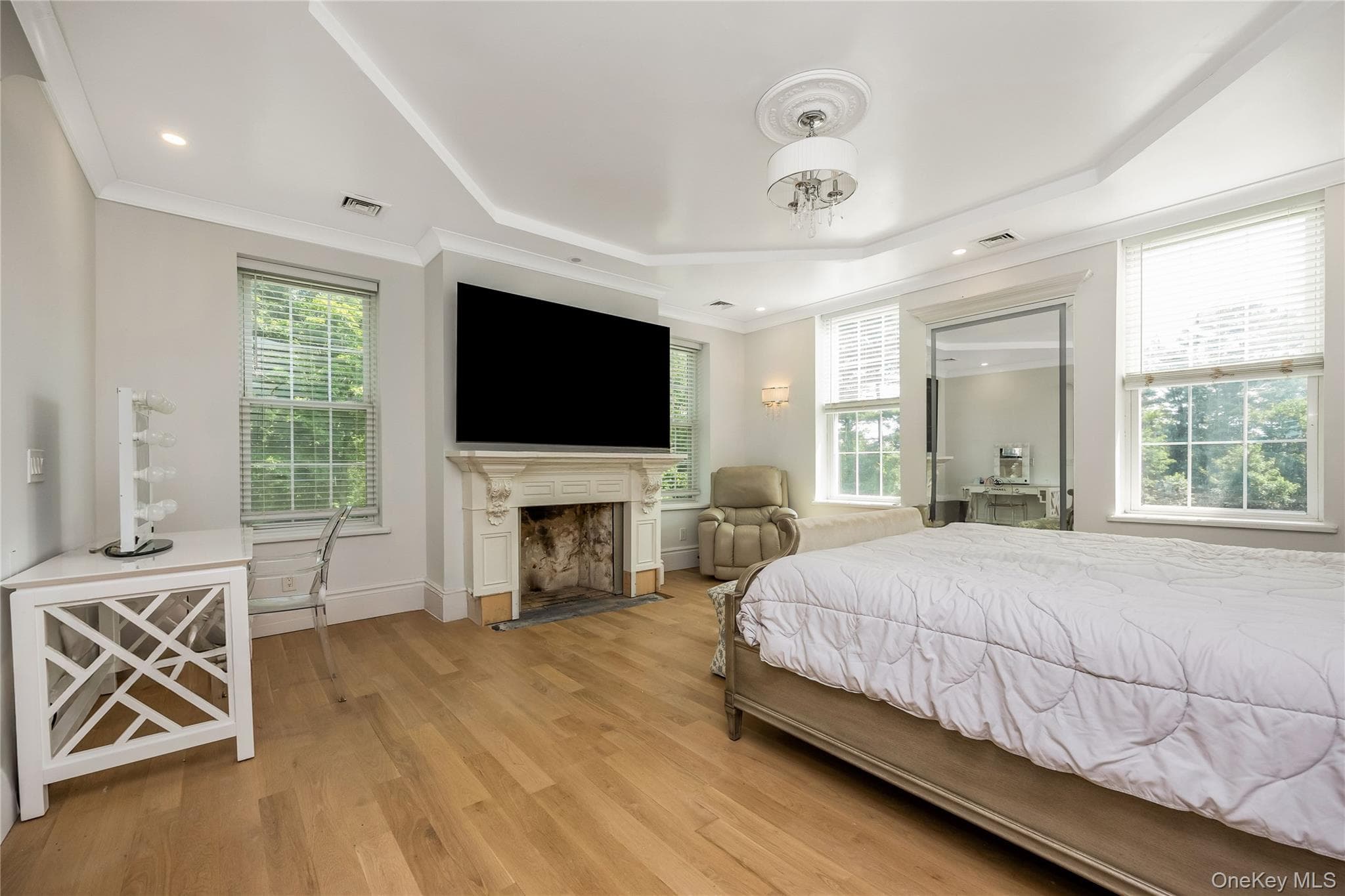 314 Mill Hill Road thumbnail 22