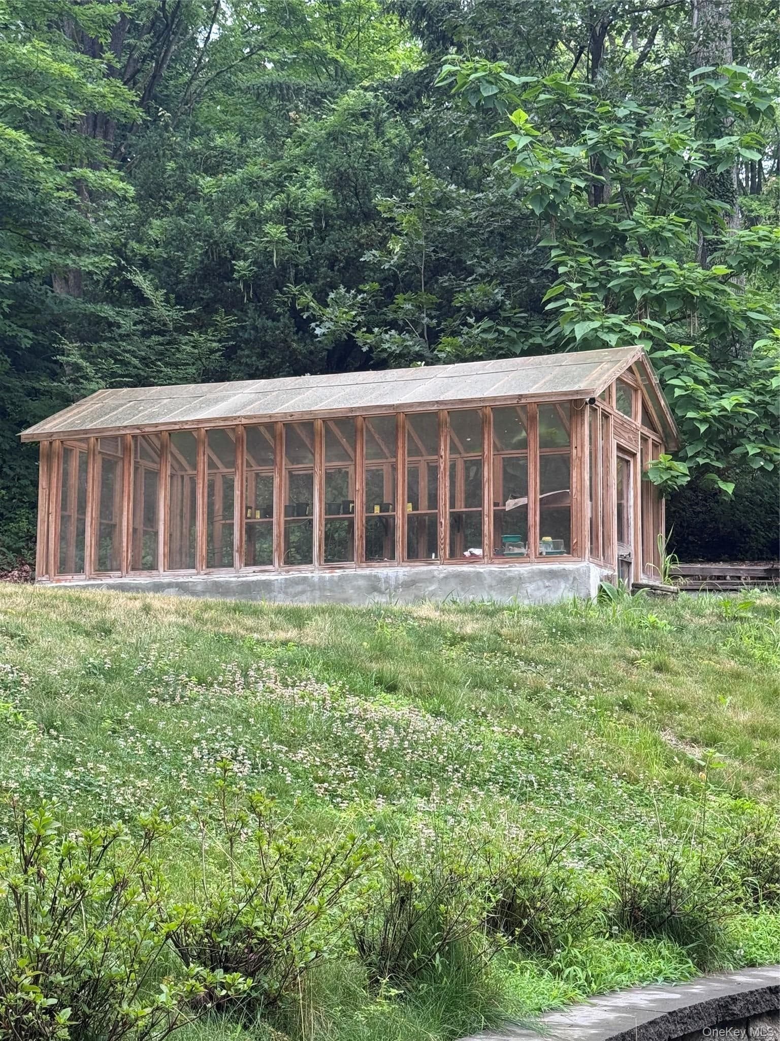 314 Mill Hill Road thumbnail 27