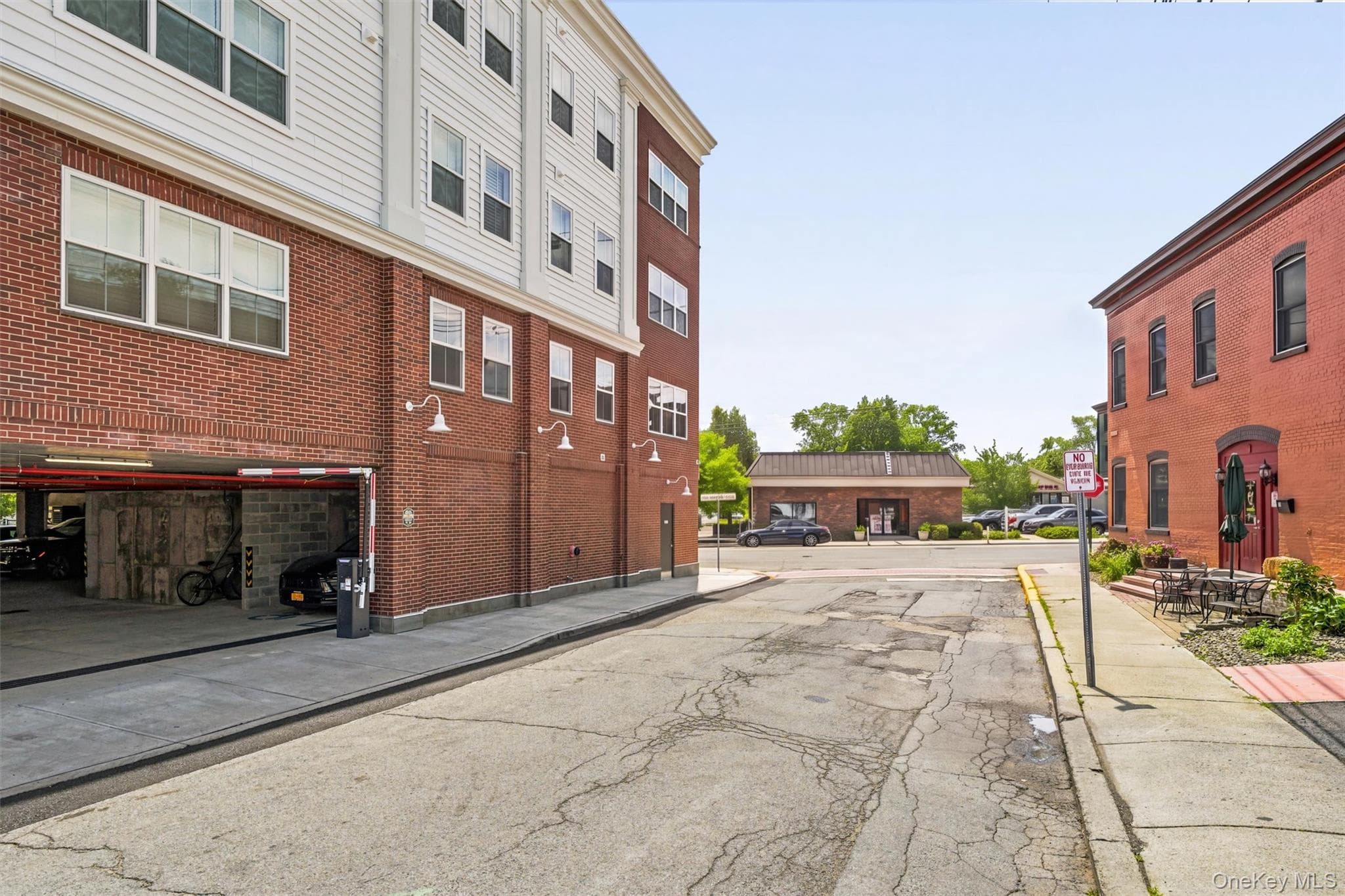 122 Greenwich Avenue thumbnail 24