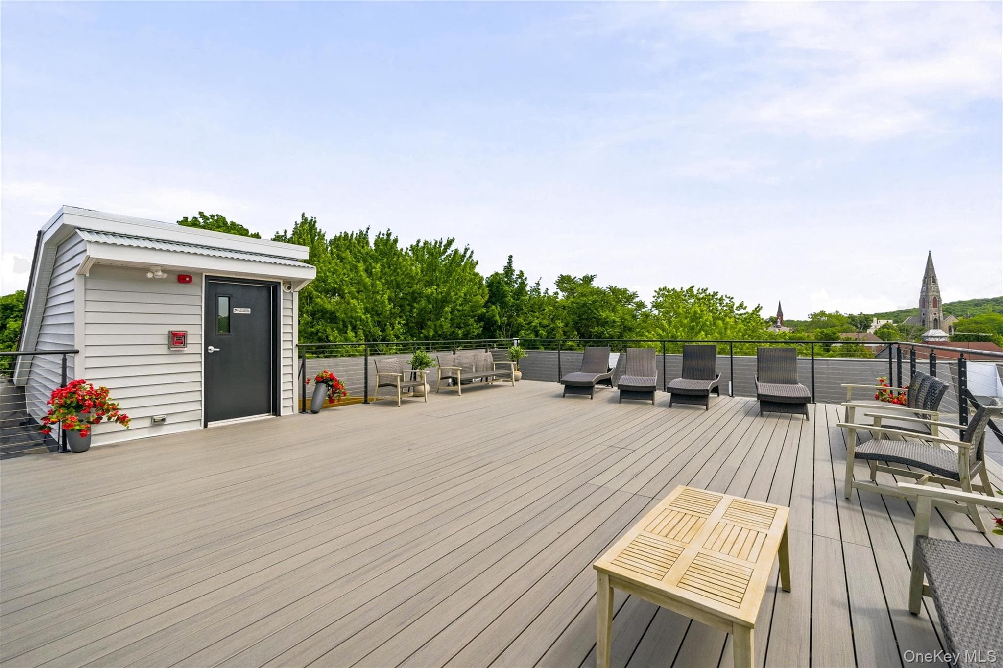 122 Greenwich Avenue thumbnail 15