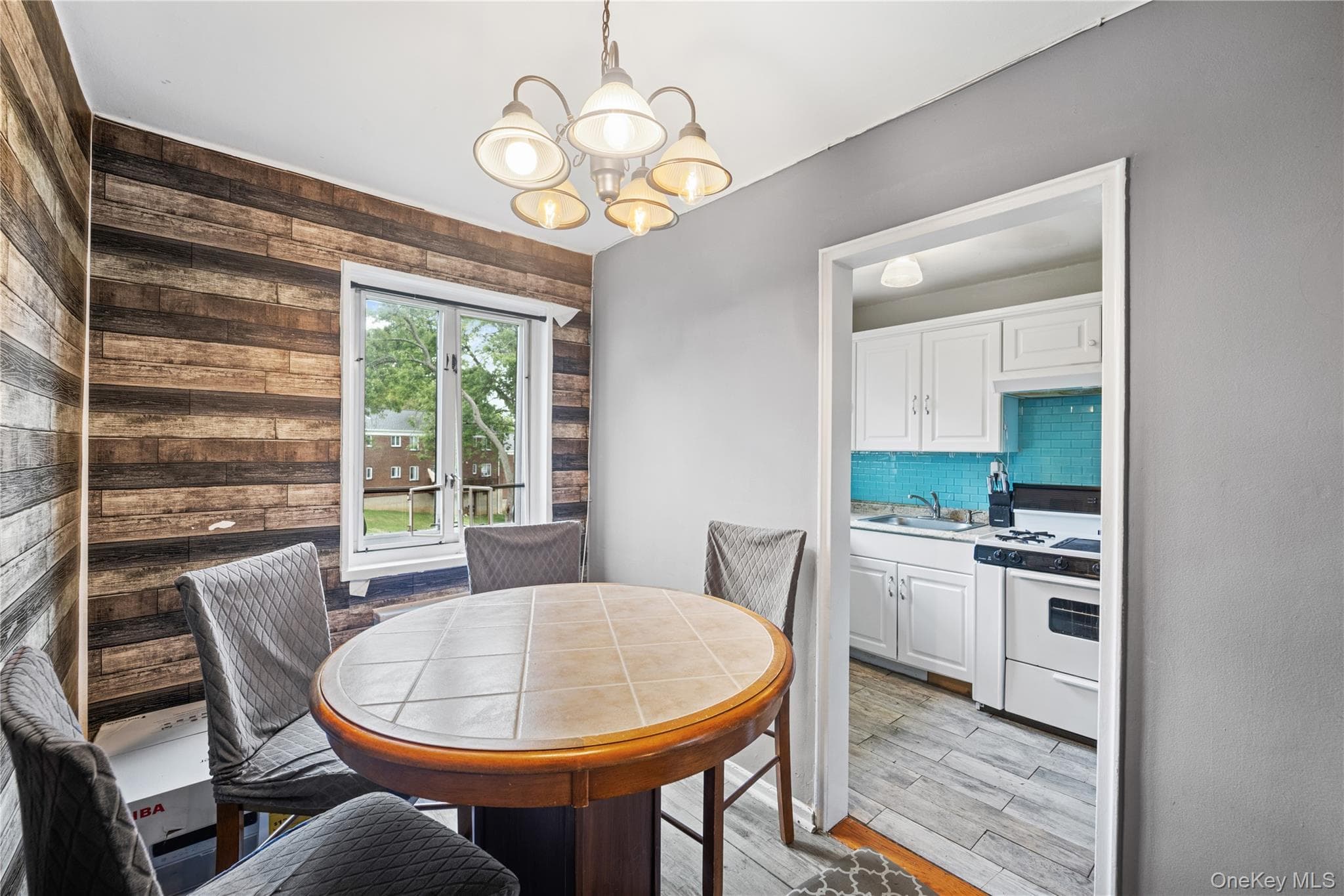 224-02 Stronghurst Avenue Unit: 208 thumbnail 8