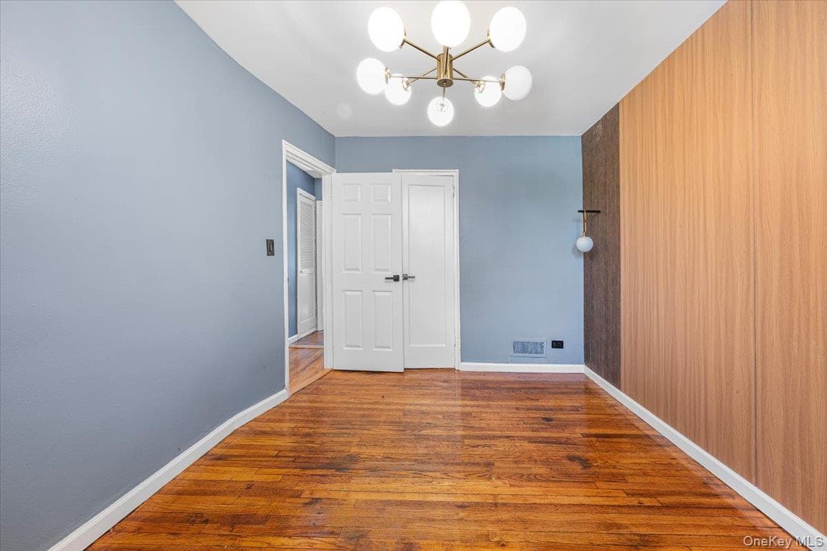 2891 Dewitt Place thumbnail 11