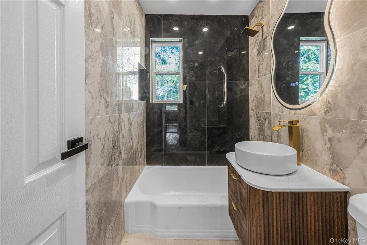 2891 Dewitt Place thumbnail 14