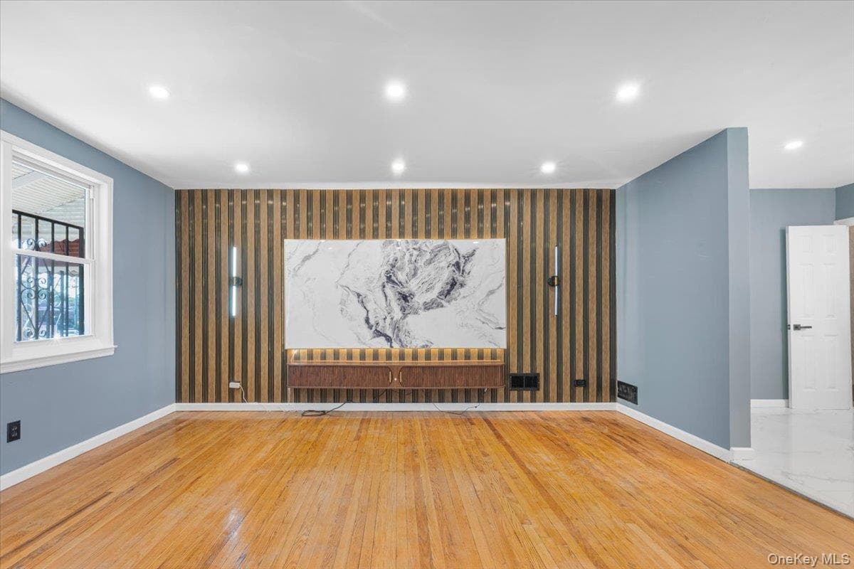 2891 Dewitt Place thumbnail 5