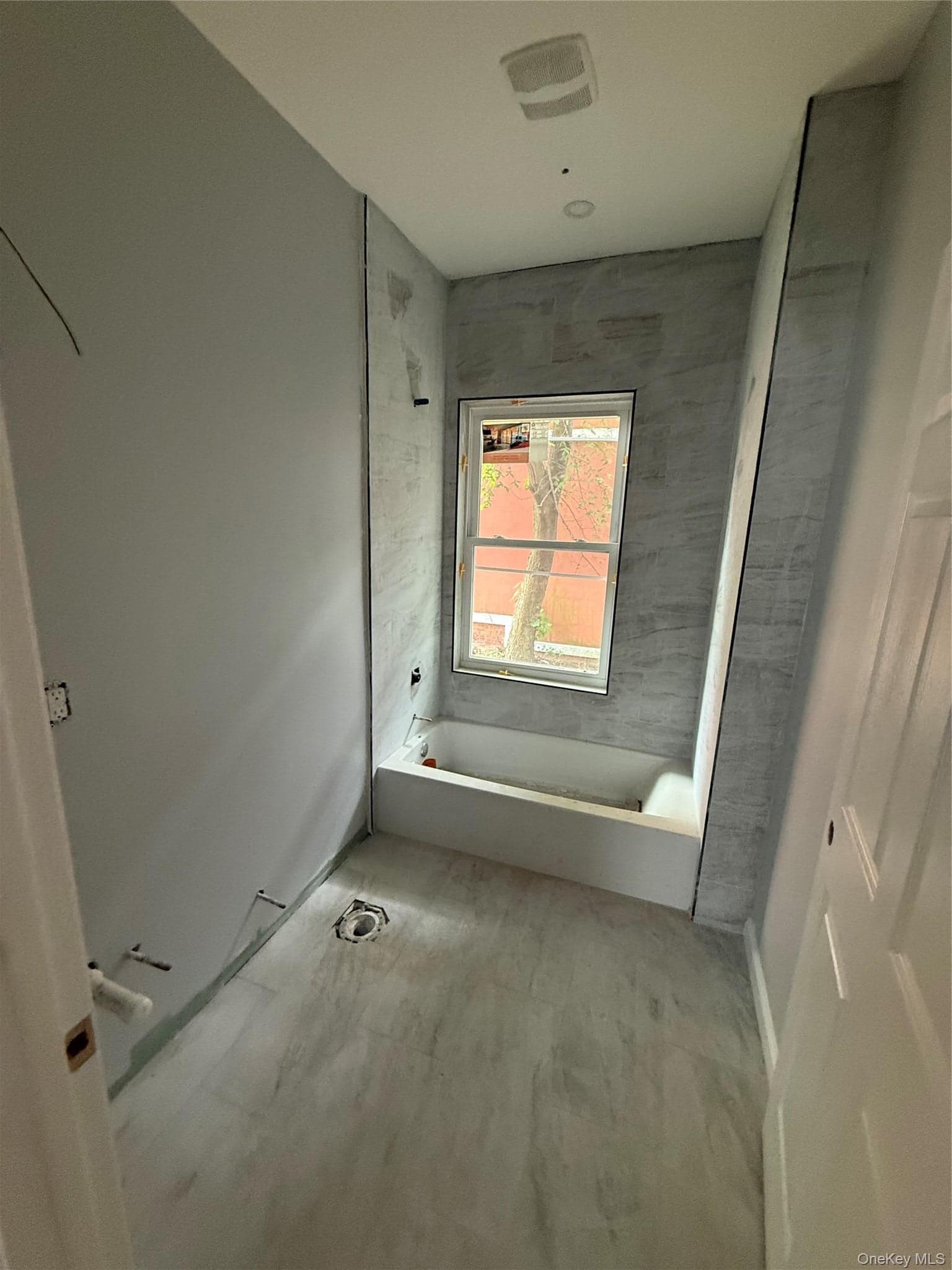 322 S 2nd Avenue thumbnail 16
