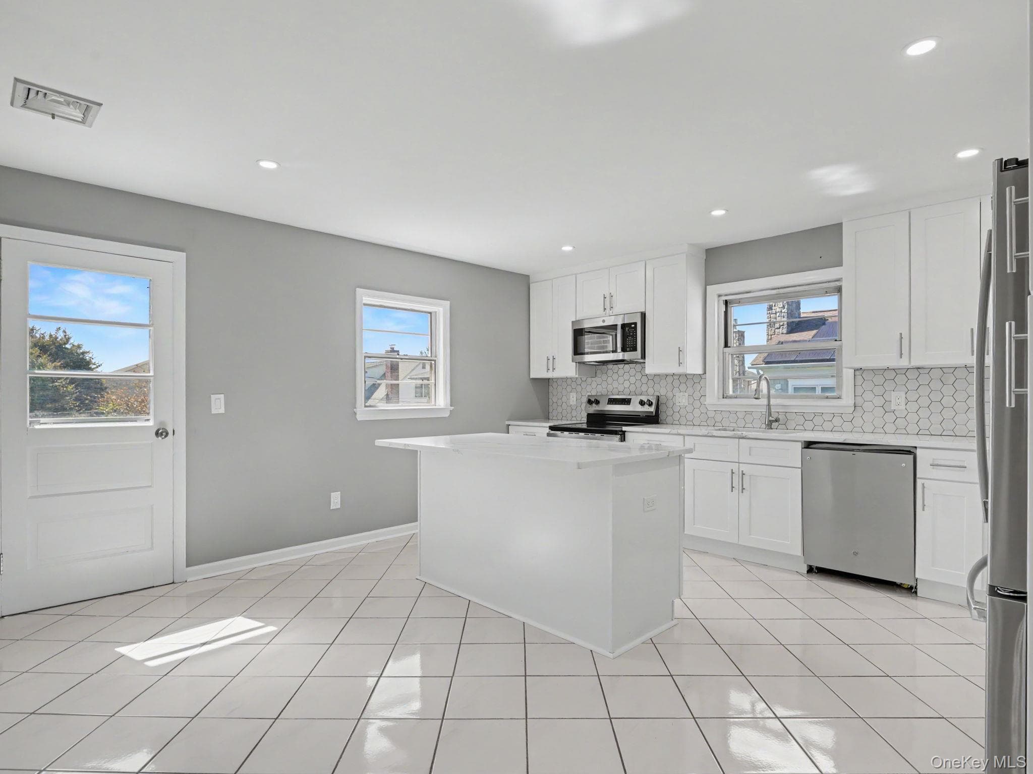 3 Livingston Street thumbnail 16
