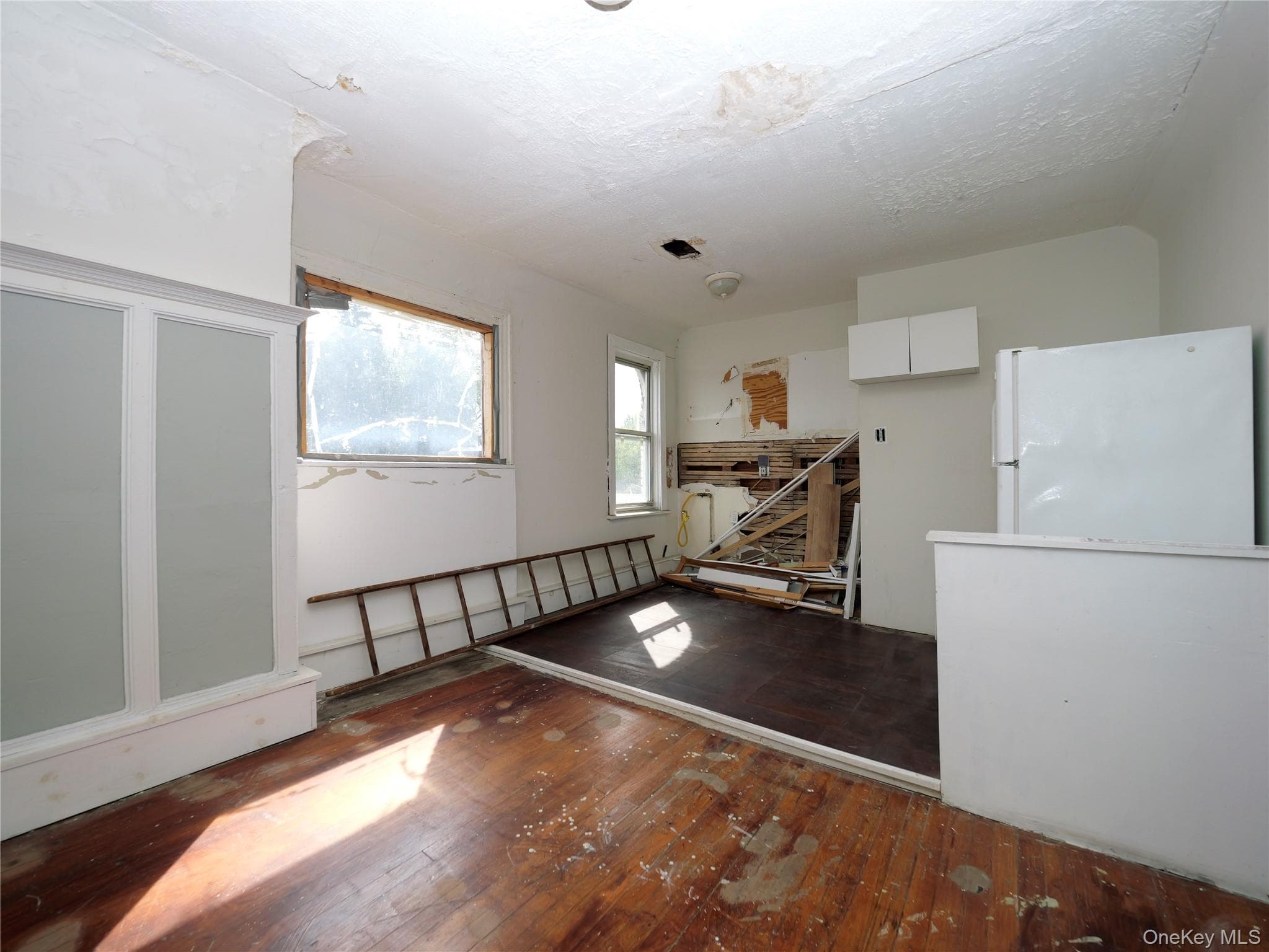 277 Grand Street thumbnail 13