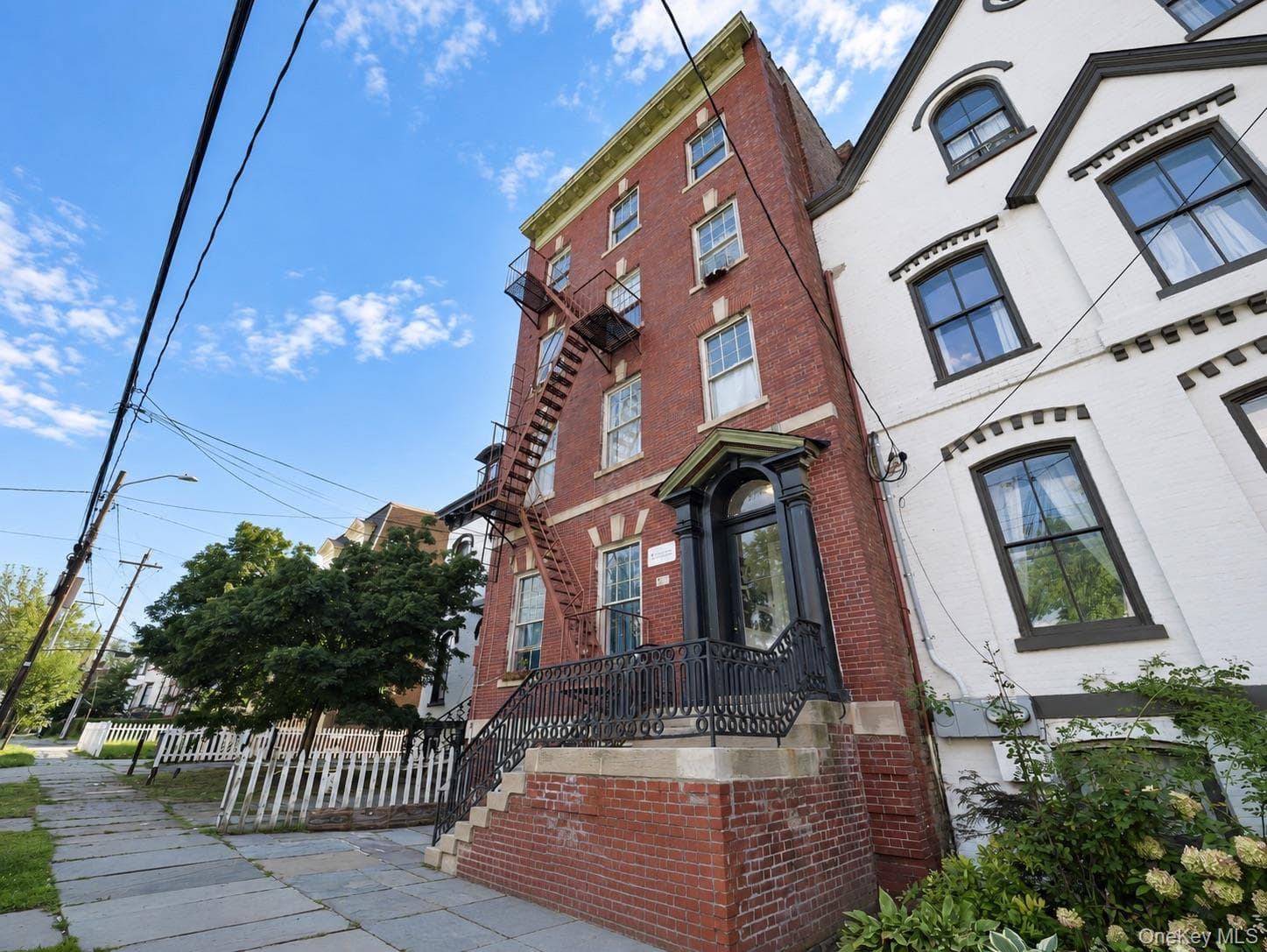 277 Grand Street thumbnail 49
