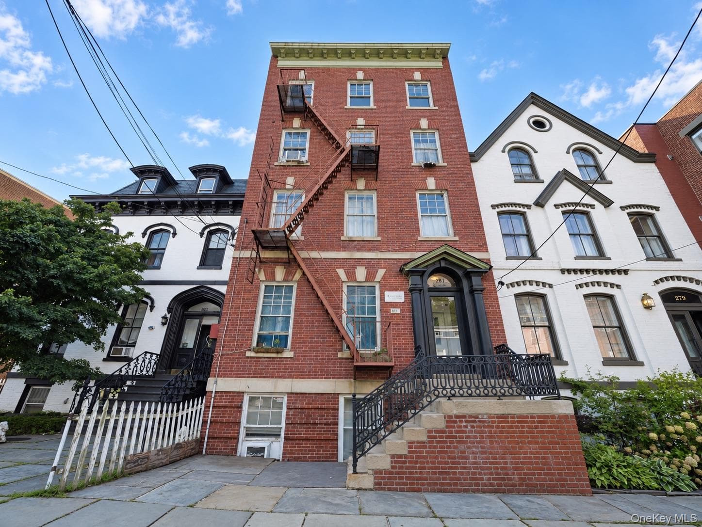 277 Grand Street thumbnail 2