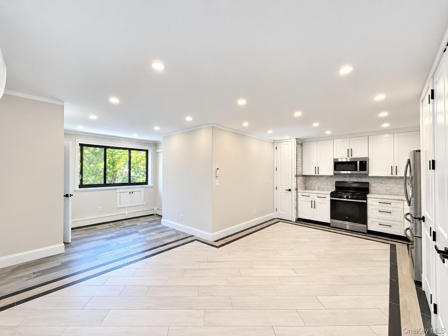 7252 Metropolitan Avenue Unit: 2B thumbnail 2