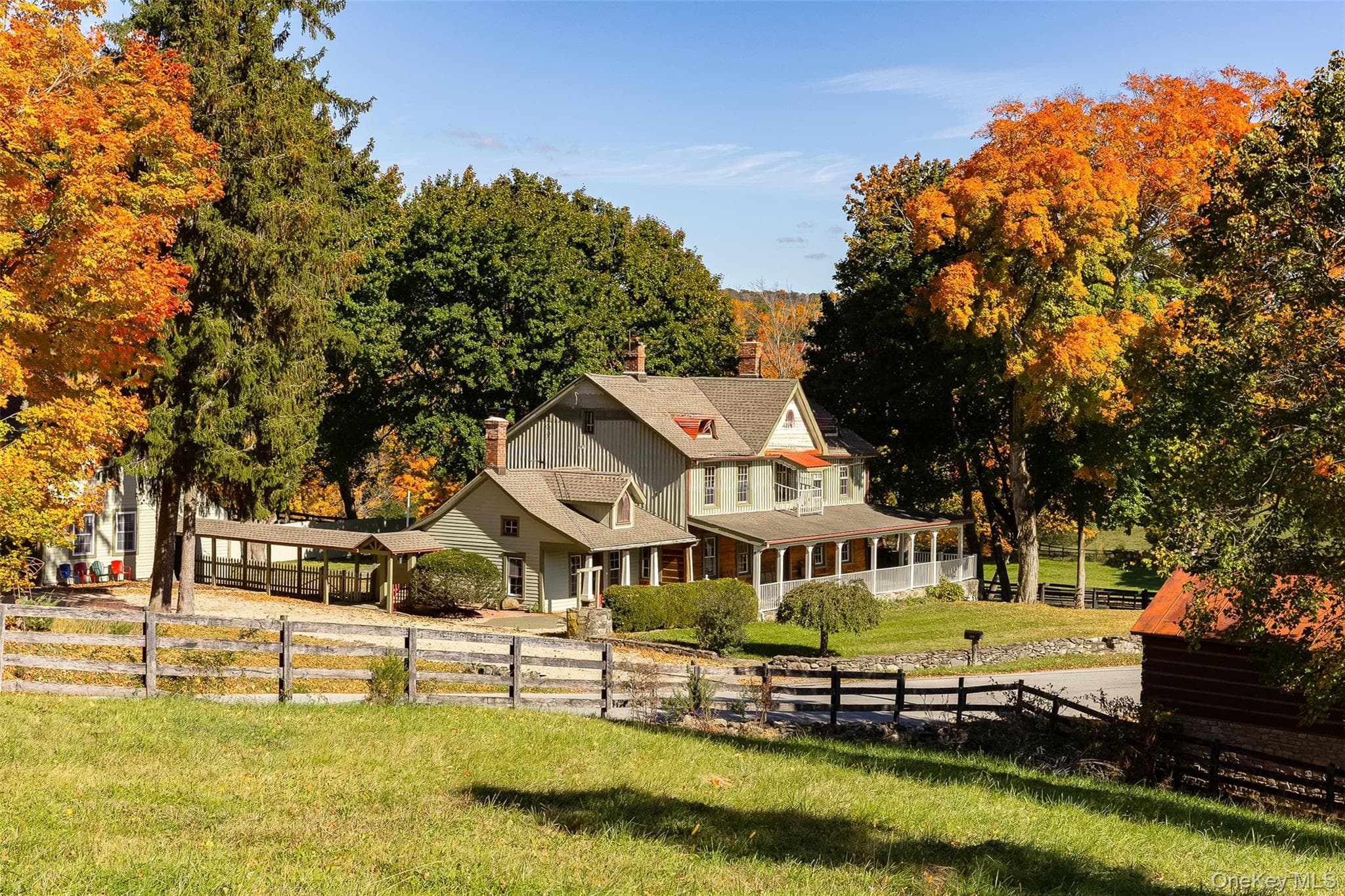 195 Drake Road, Pleasant Valley