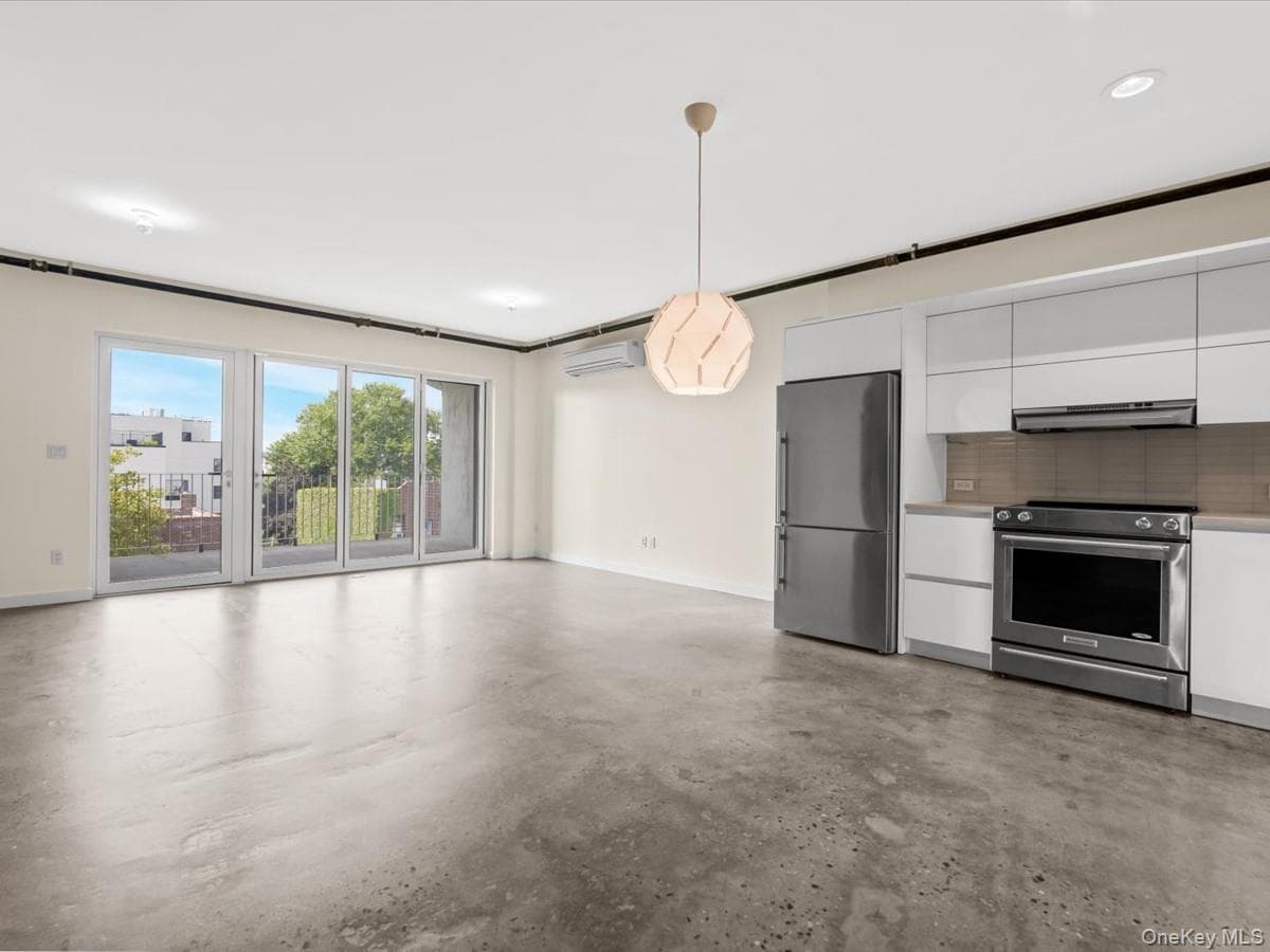 651 New York Avenue Unit: 503 thumbnail 2
