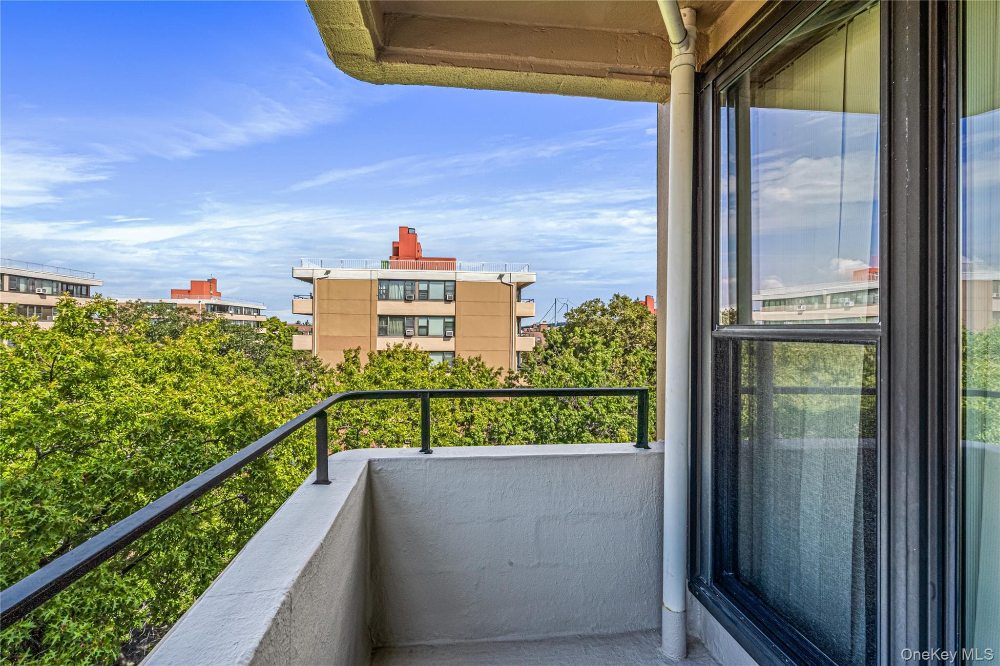 162-40 9th Avenue Unit: 8D thumbnail 7