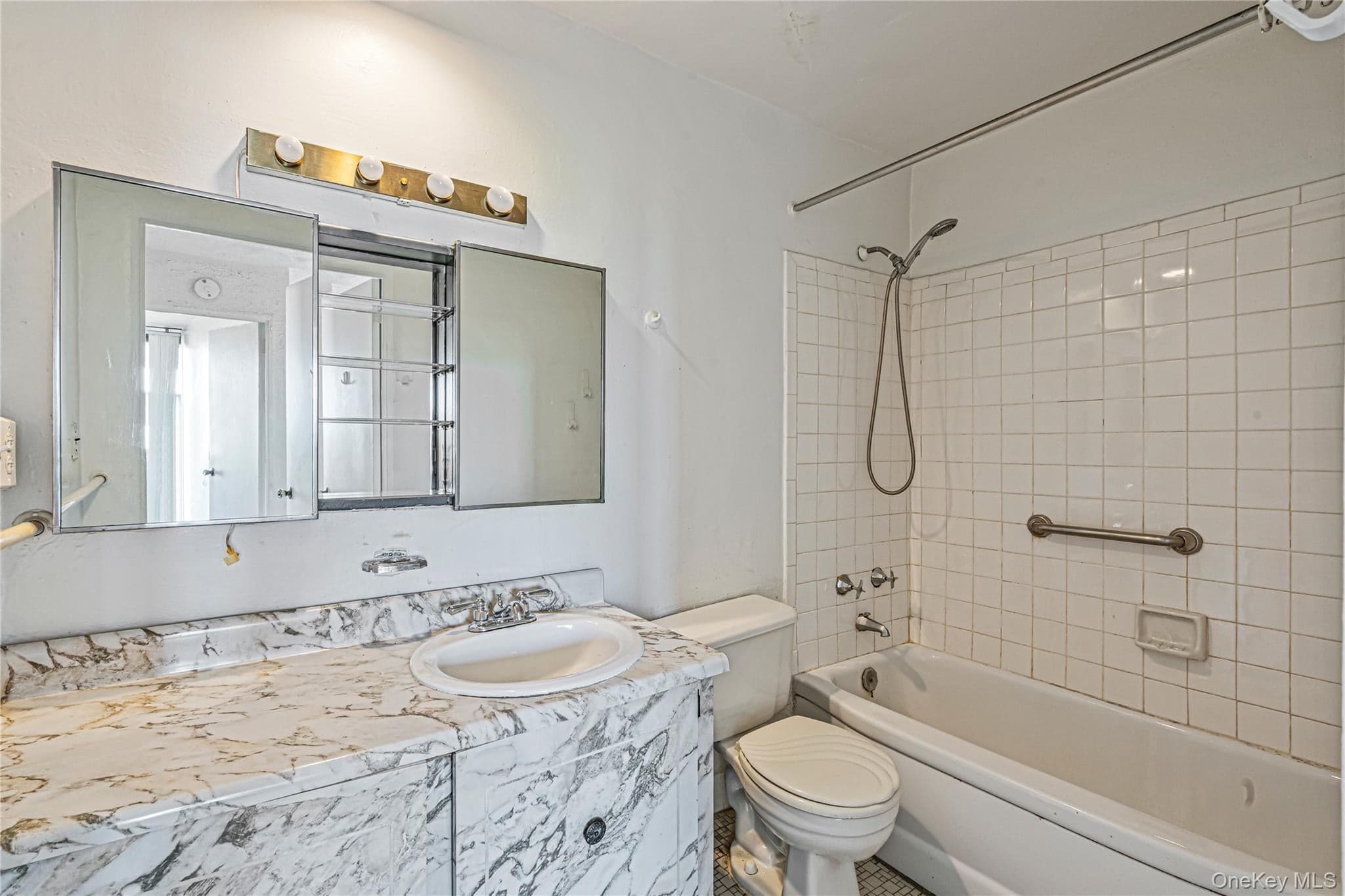162-40 9th Avenue Unit: 8D thumbnail 19