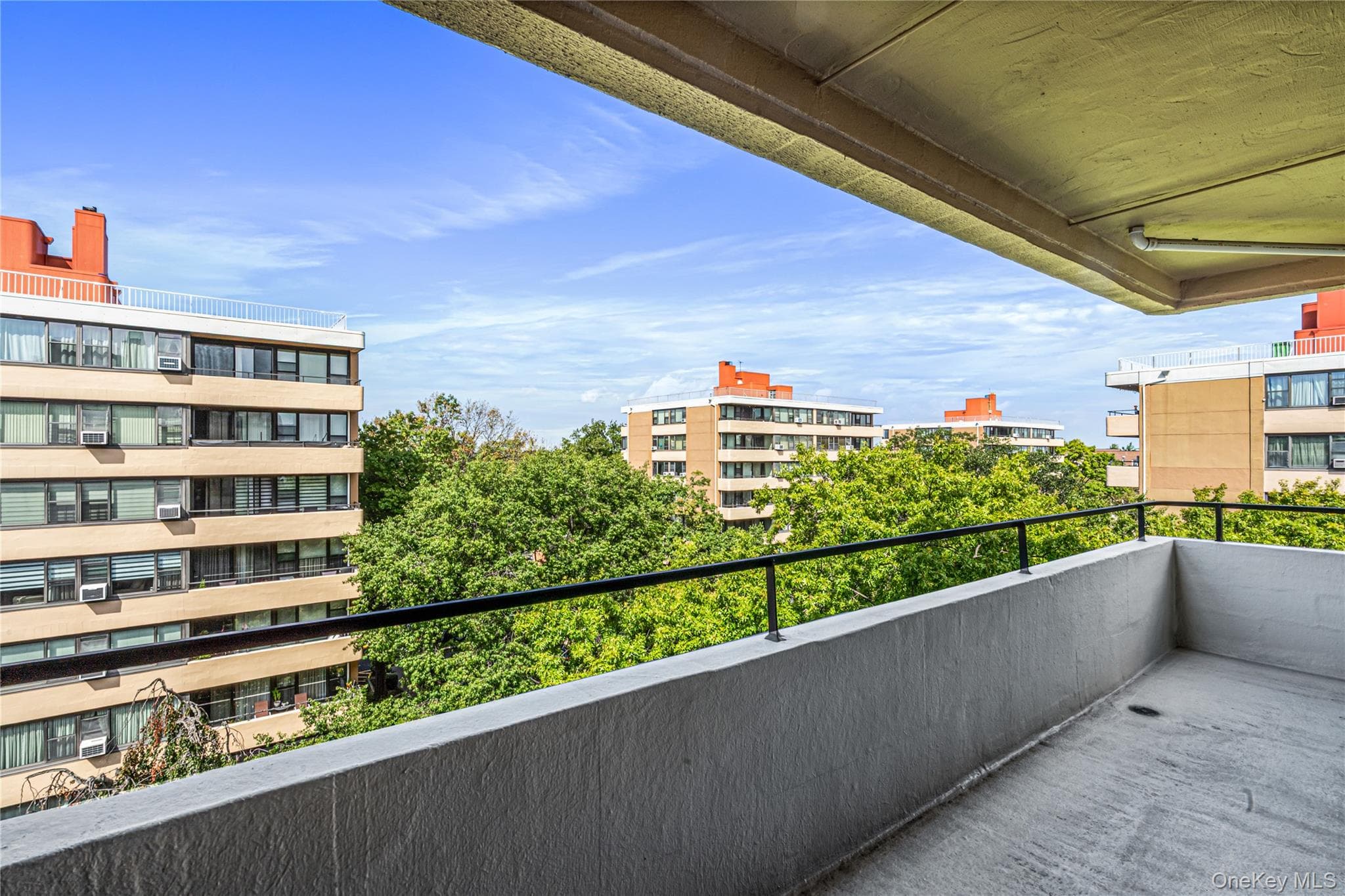 162-40 9th Avenue Unit: 8D thumbnail 6