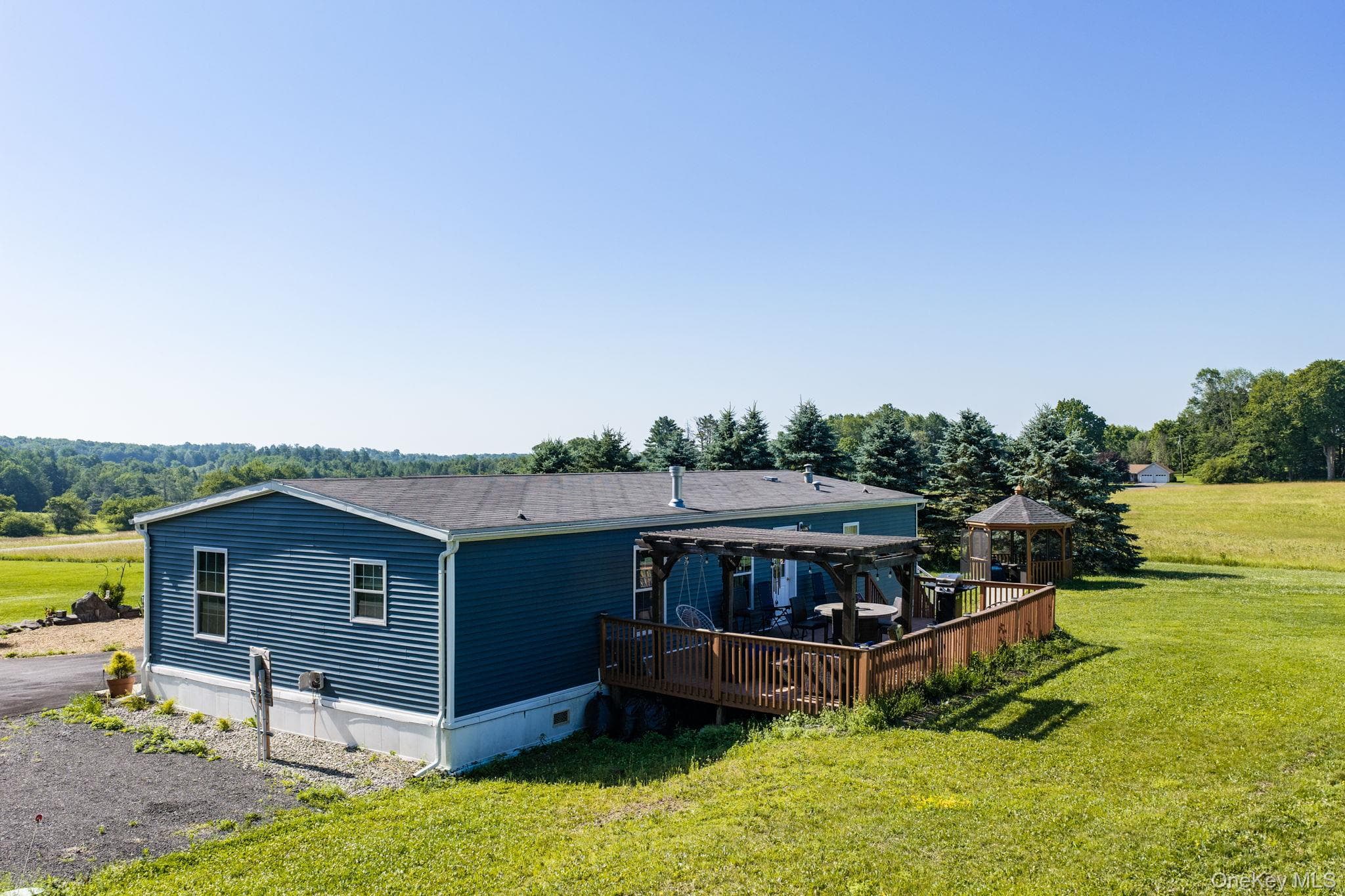 281 Perry Road thumbnail 16