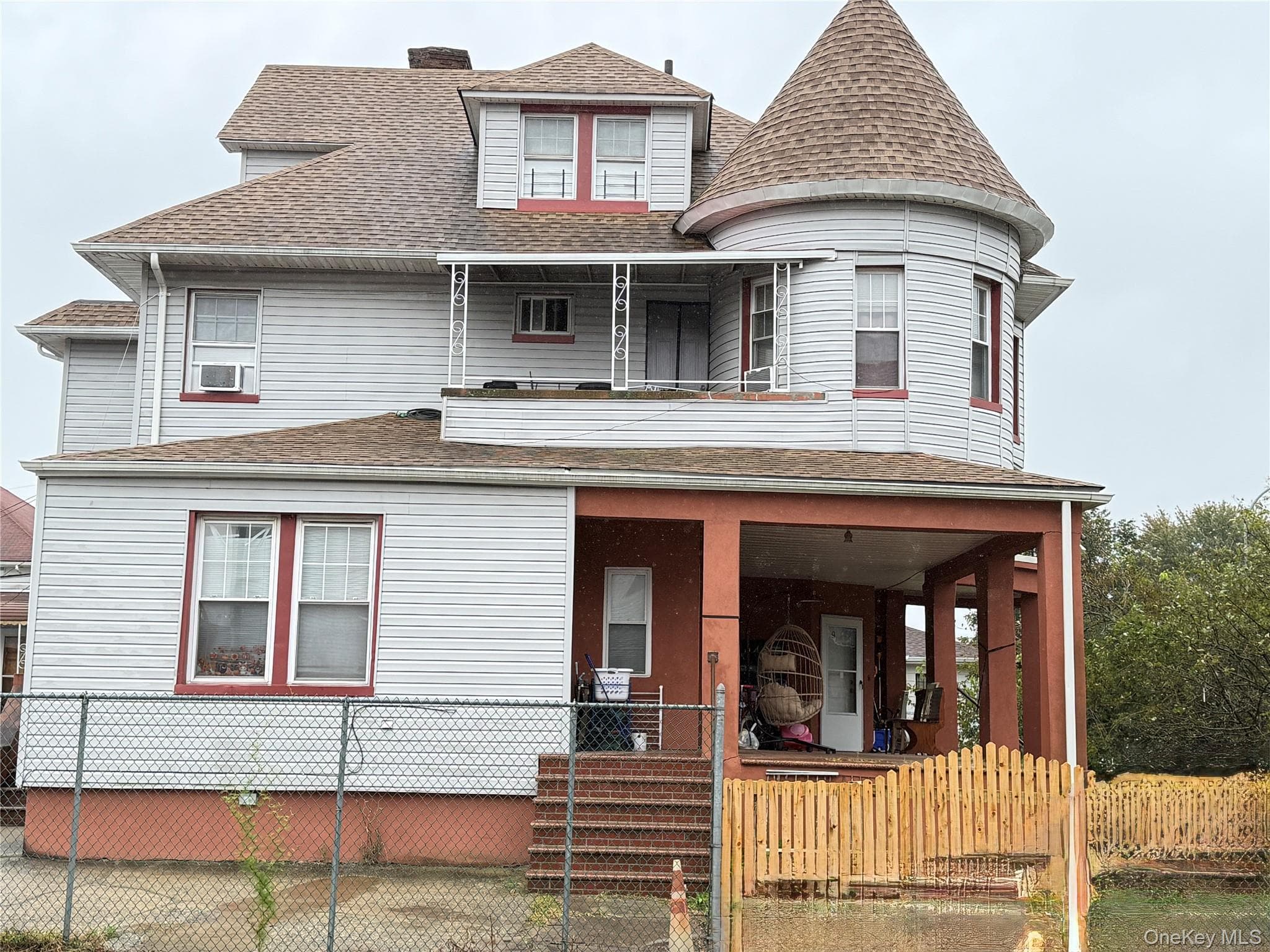 3815 Sea Gate Avenue, Brooklyn