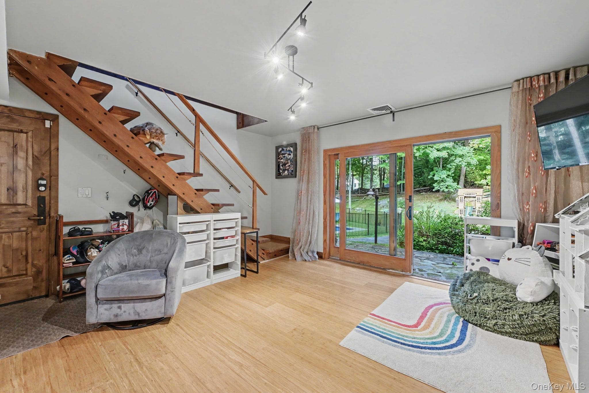 380 Long Ridge Road thumbnail 20