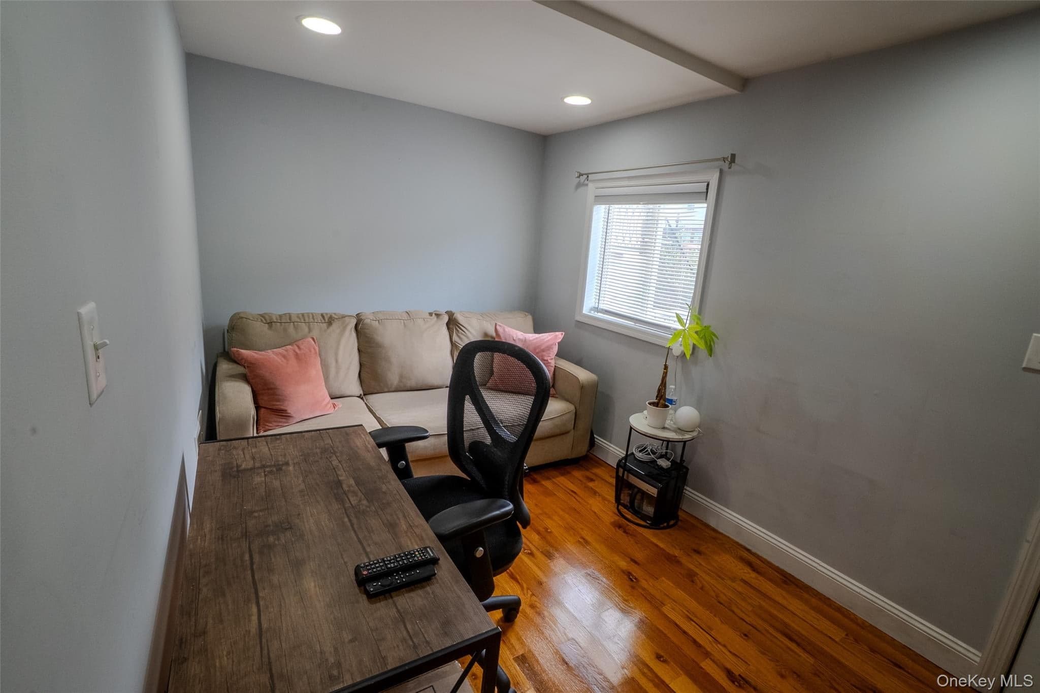 749 Vincent Avenue thumbnail 5