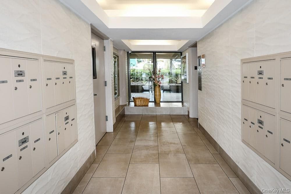 10-34 166th Street Unit: 9D thumbnail 6