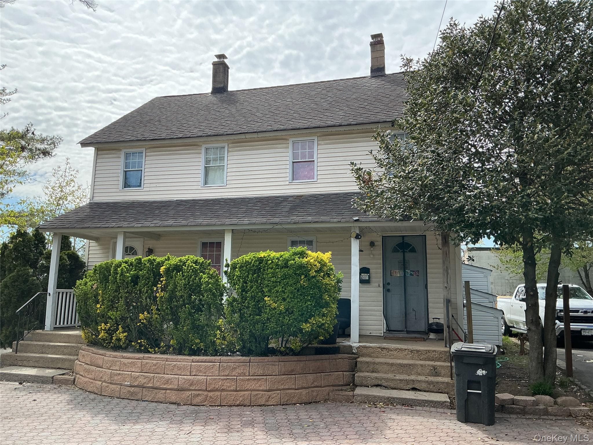 241 Covert Street photo 1