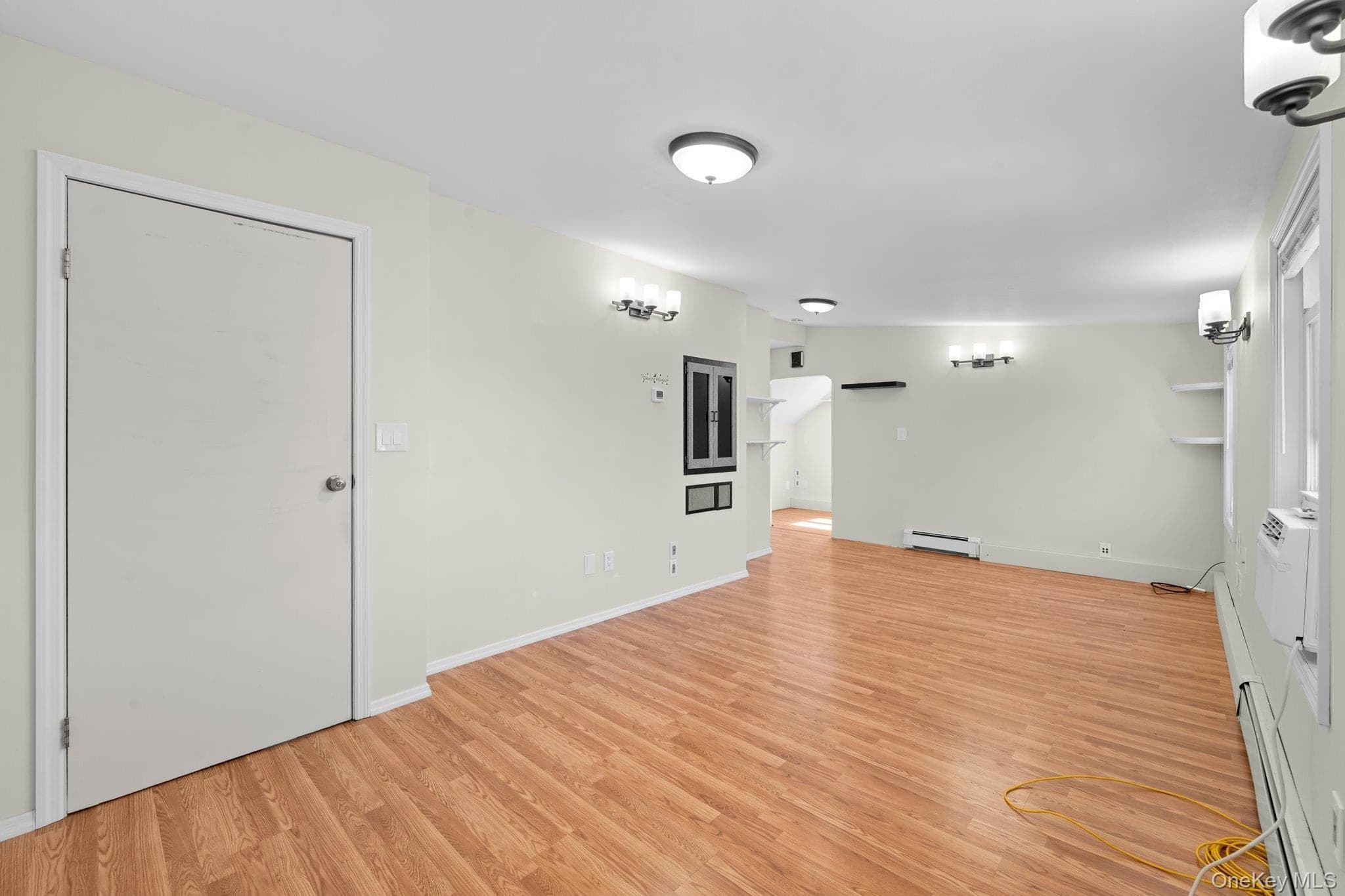 109 Laurel Street thumbnail 27