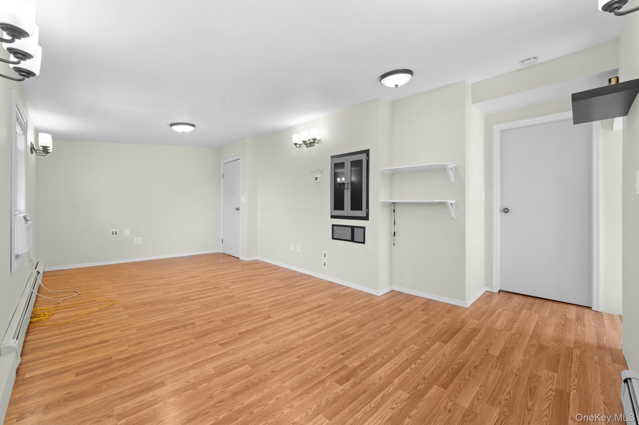 109 Laurel Street thumbnail 26