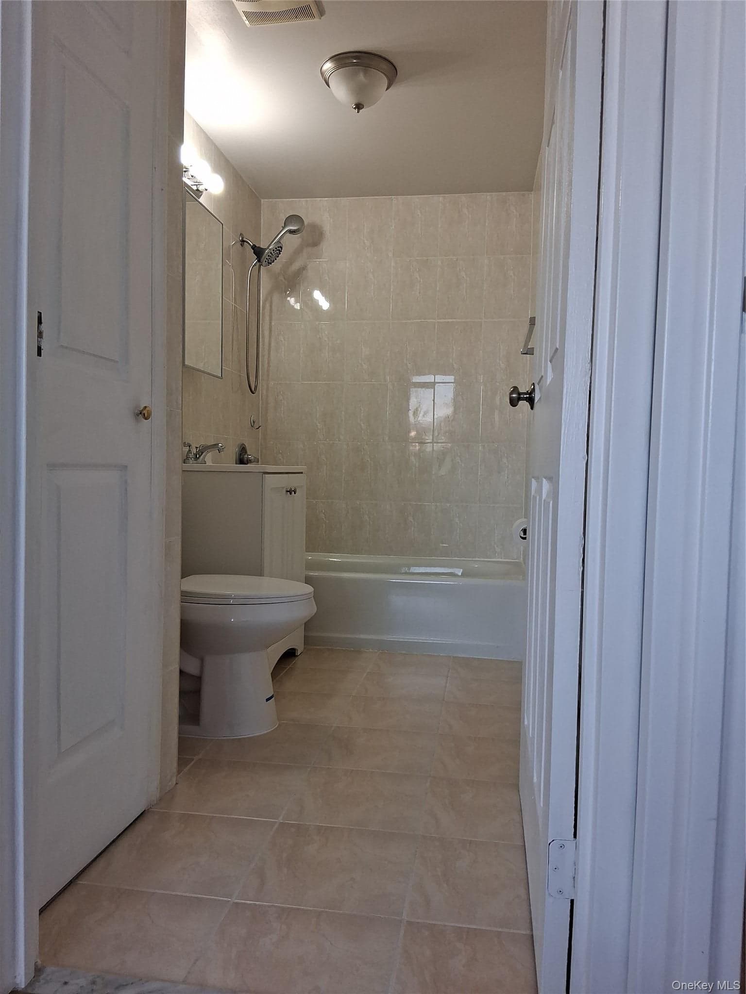 81-15 Queens Boulevard Unit: 4J thumbnail 8