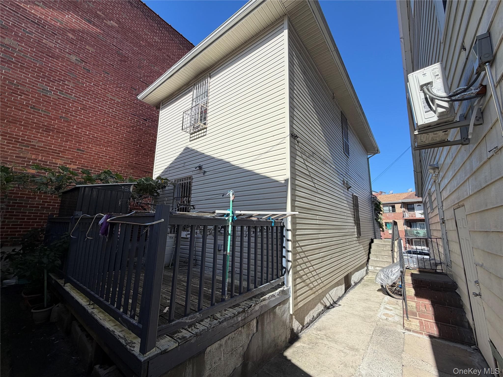 108-38 37th Avenue thumbnail 15