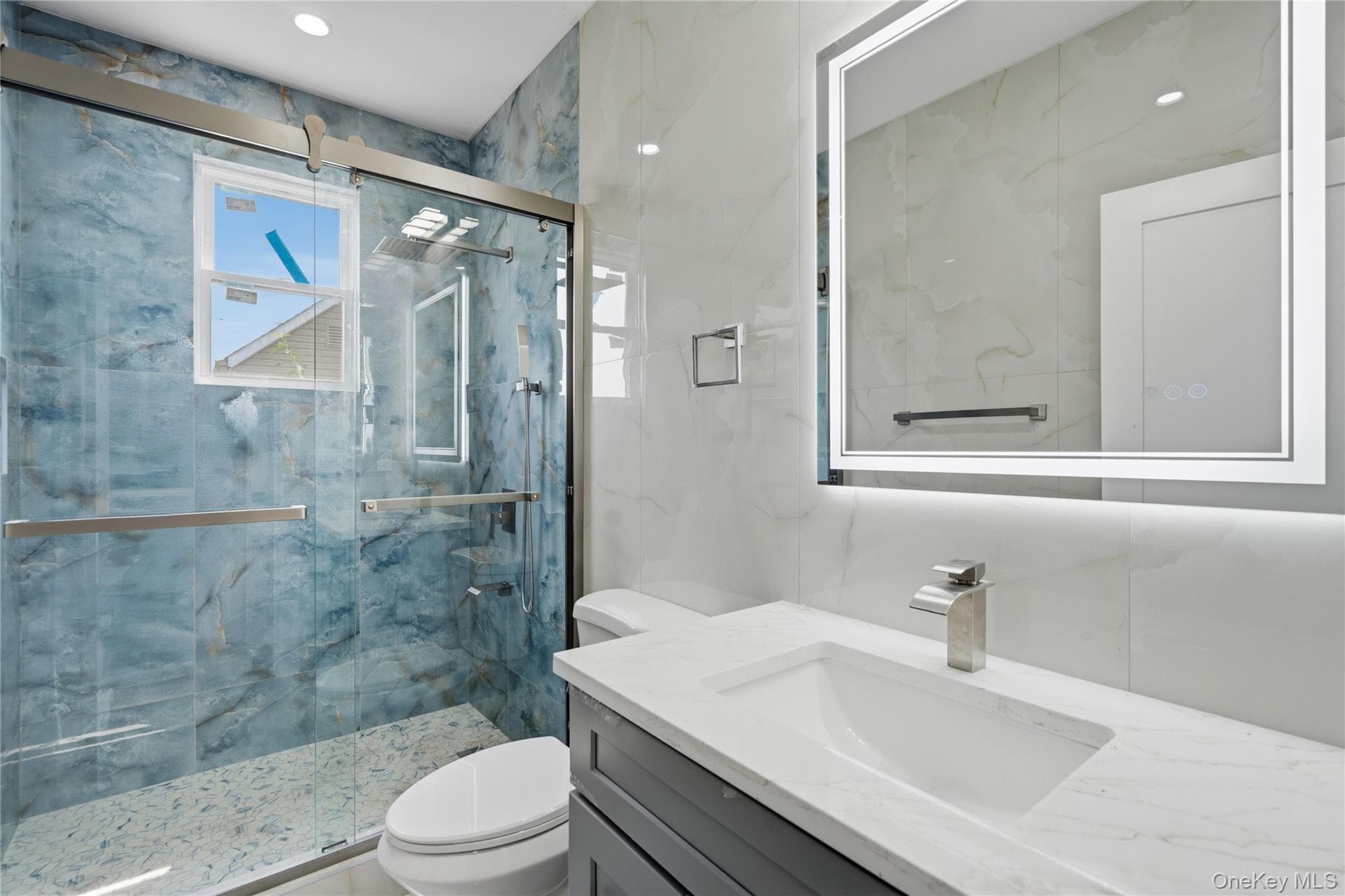 145 Bethpage Road thumbnail 16