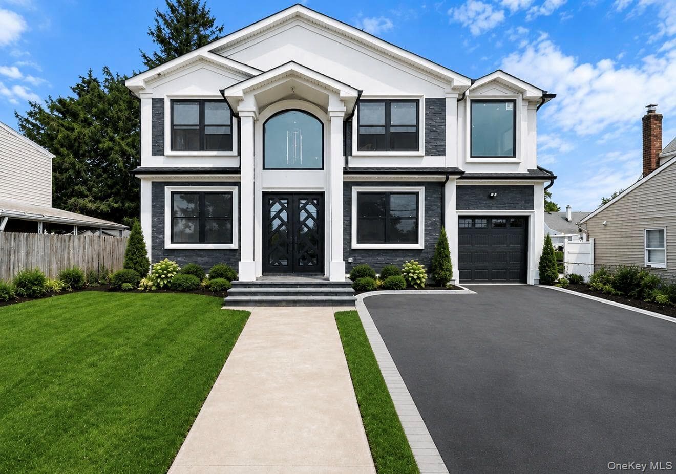 145 Bethpage Road photo 1
