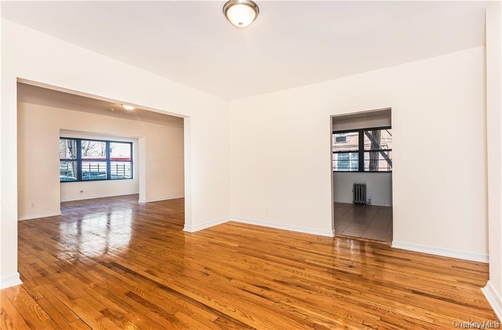 204 W 260th Street thumbnail 10