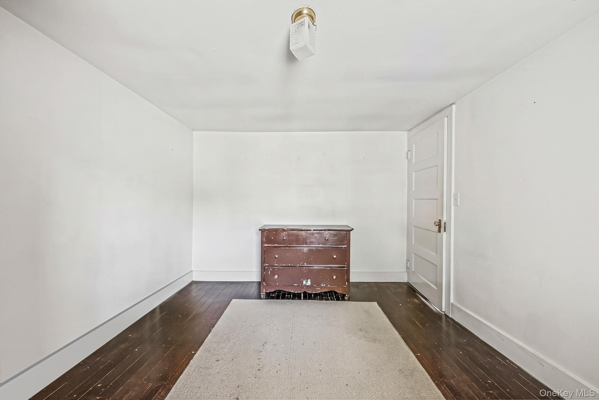 12 Collins Avenue thumbnail 35