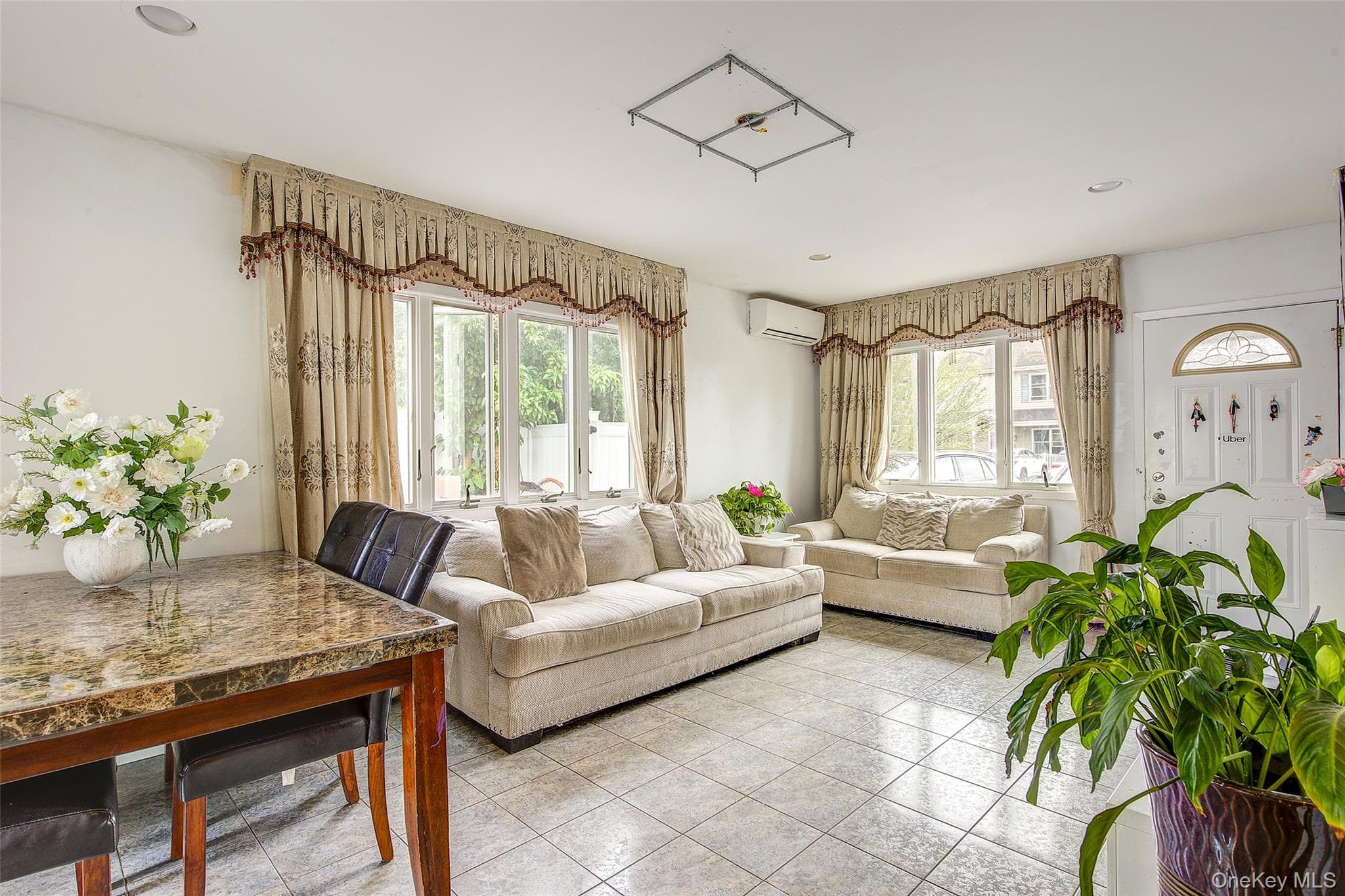 10 Belmont Circle thumbnail 5