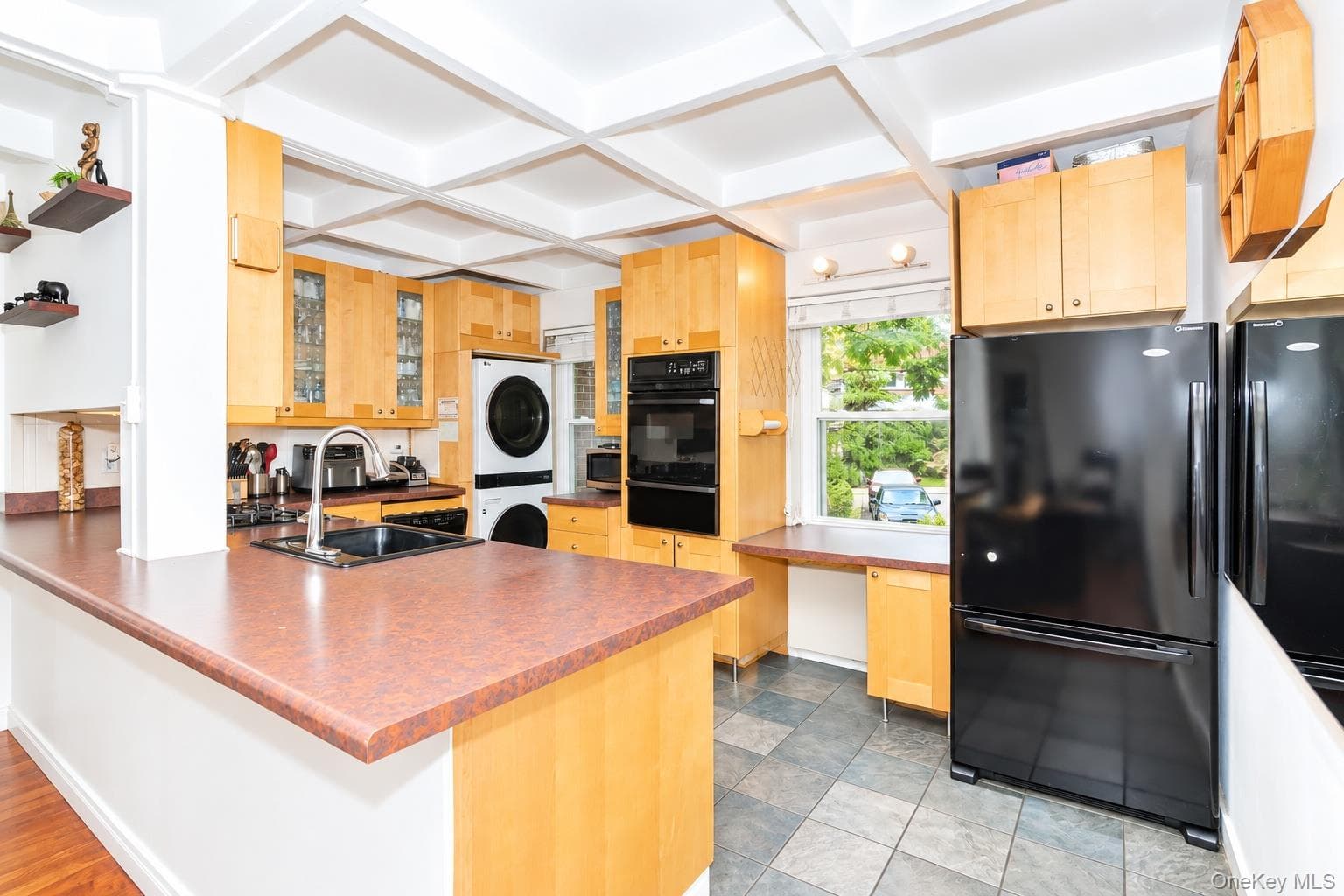 14476 Village Road Unit: 77C, Jamaica