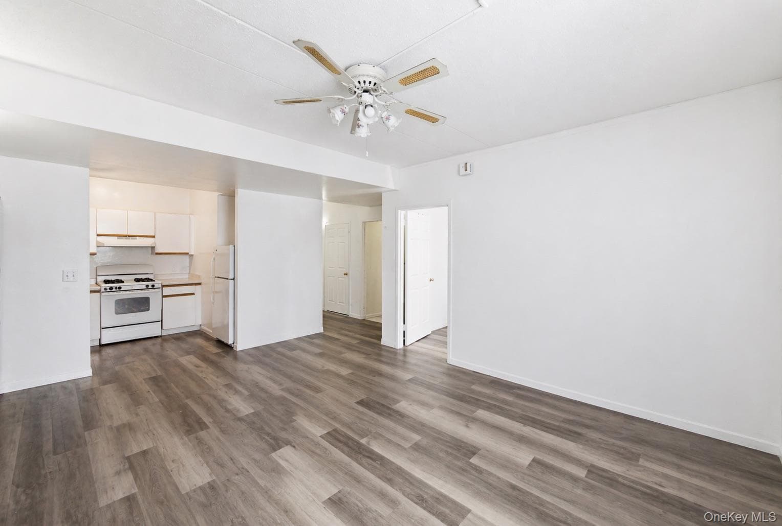 804 Brook Avenue Unit: 11A thumbnail 2