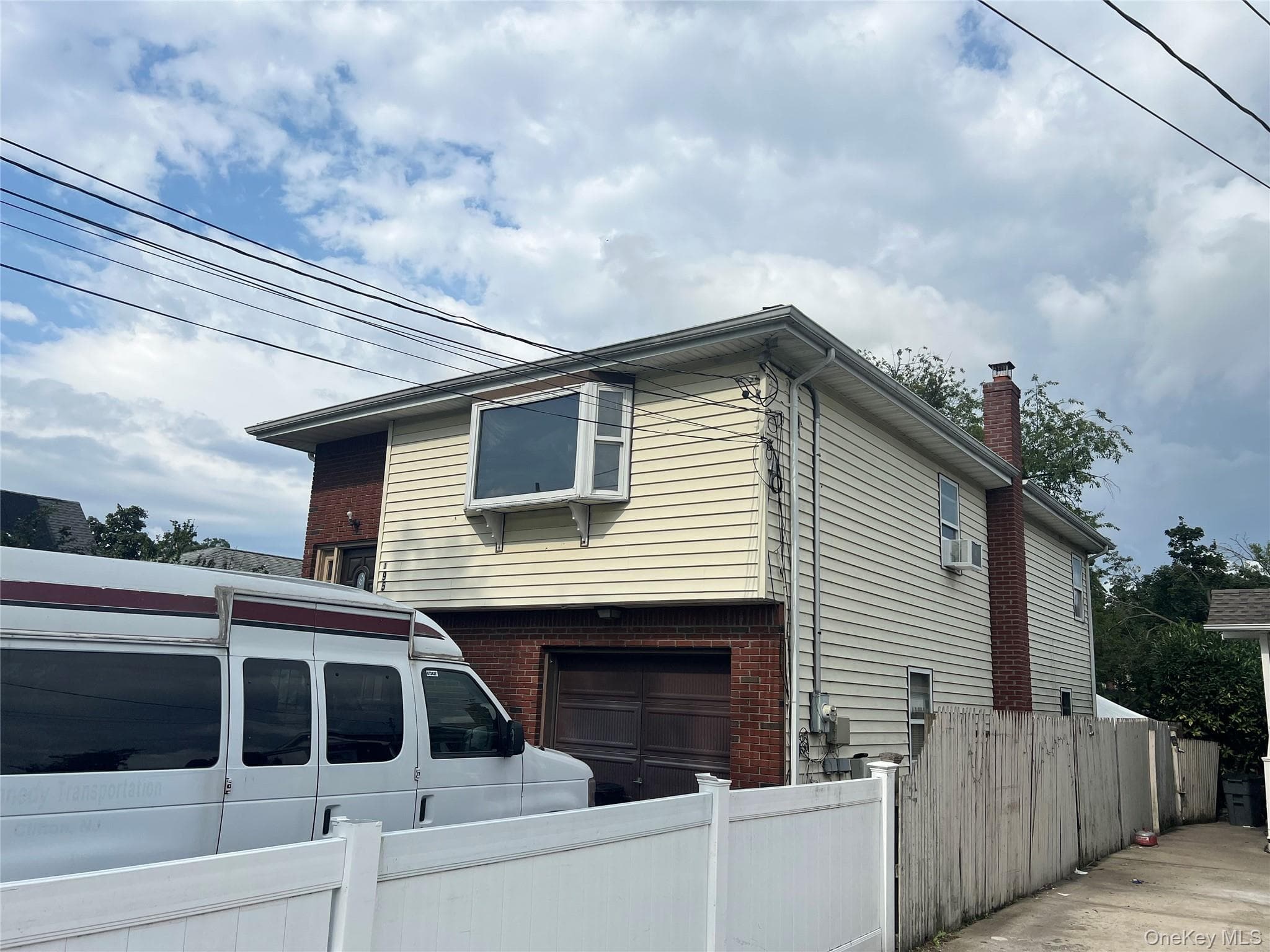 199 Stewart Avenue thumbnail 3