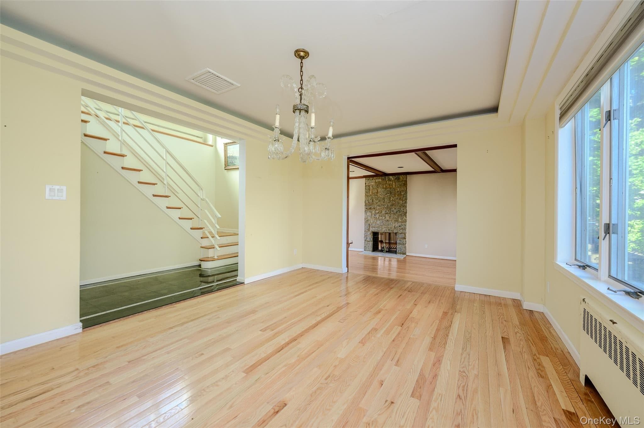 13802 Rockaway Beach Boulevard thumbnail 6