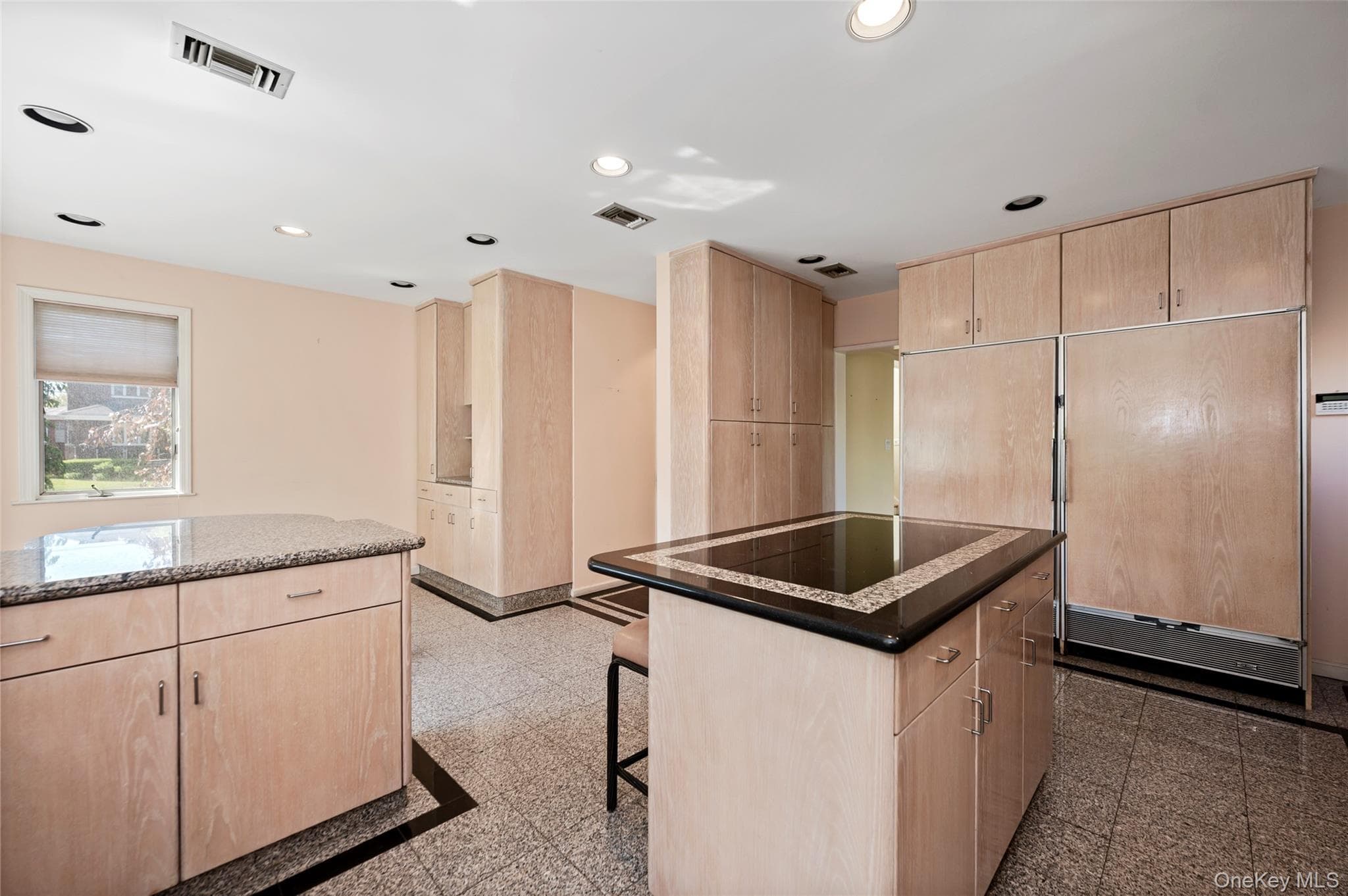13802 Rockaway Beach Boulevard thumbnail 13