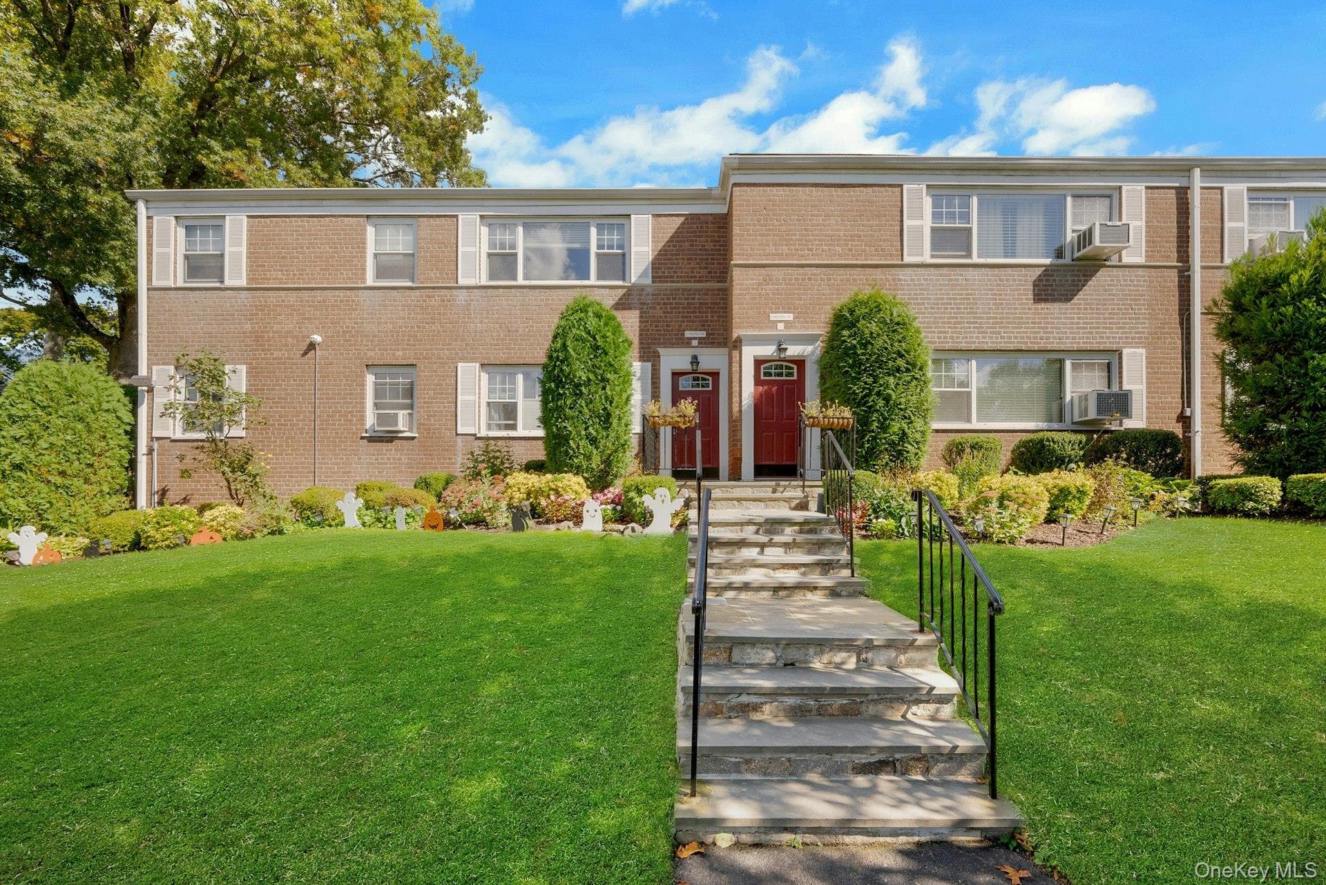 11 Westview Avenue Unit: 1-1 thumbnail 2