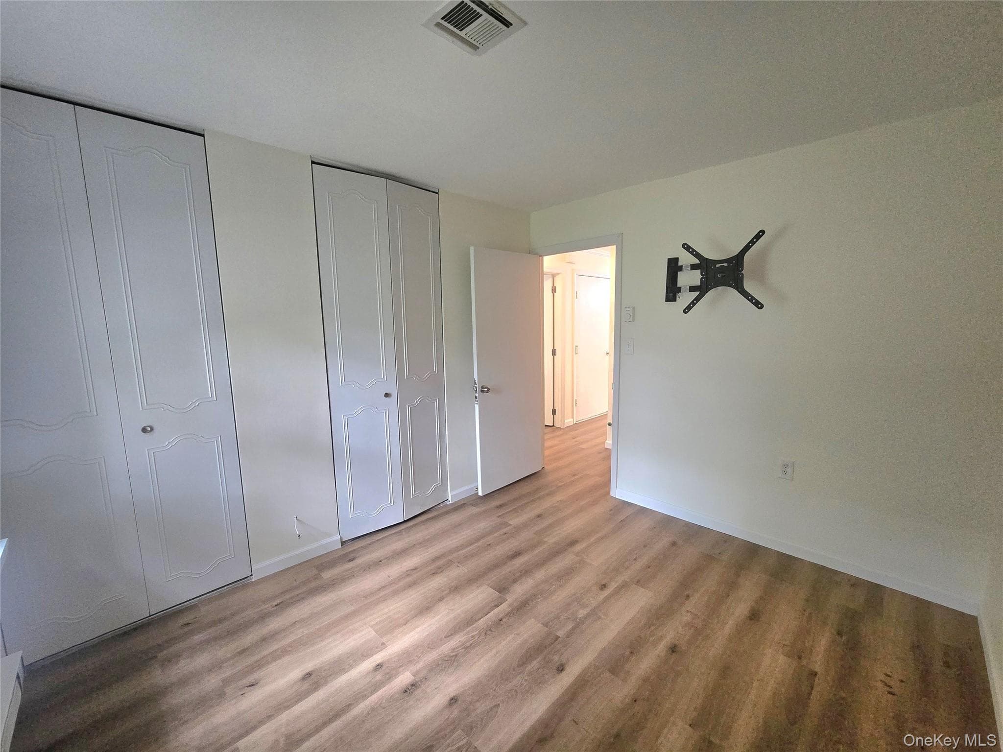 183 Kingston Drive thumbnail 17