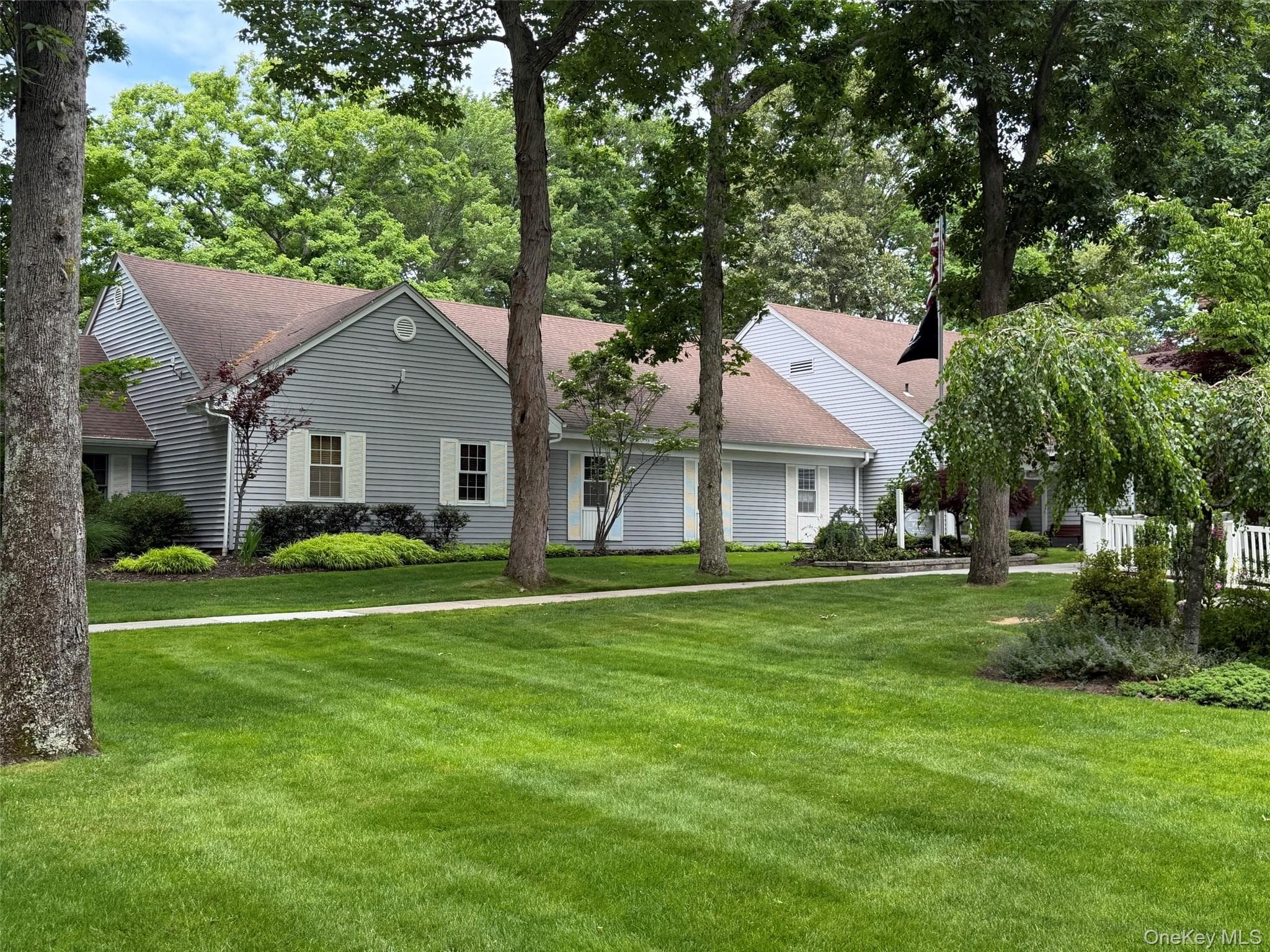 183 Kingston Drive thumbnail 20